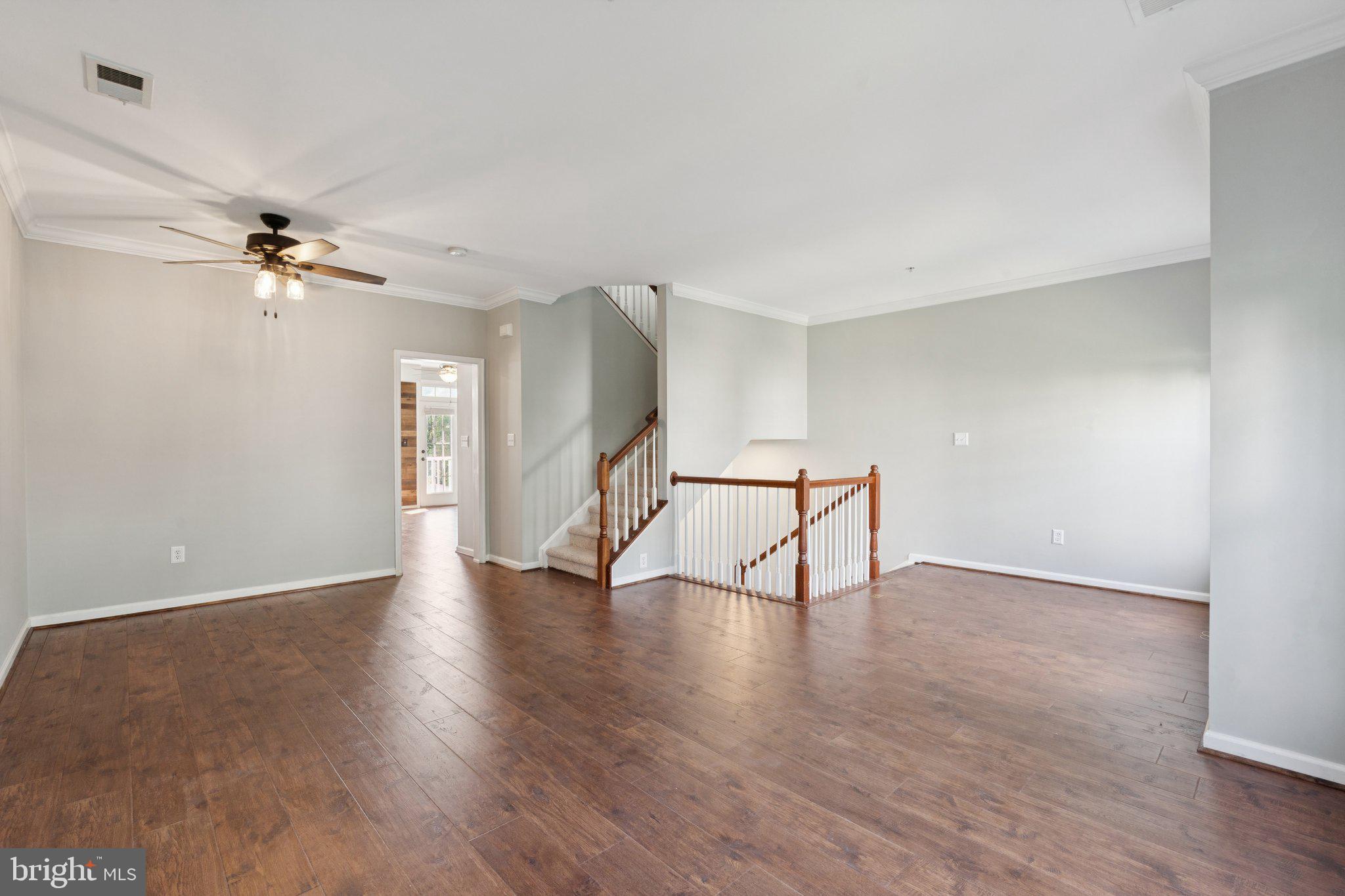 THE TOWNES AT VILLAGE PLACE - Residential