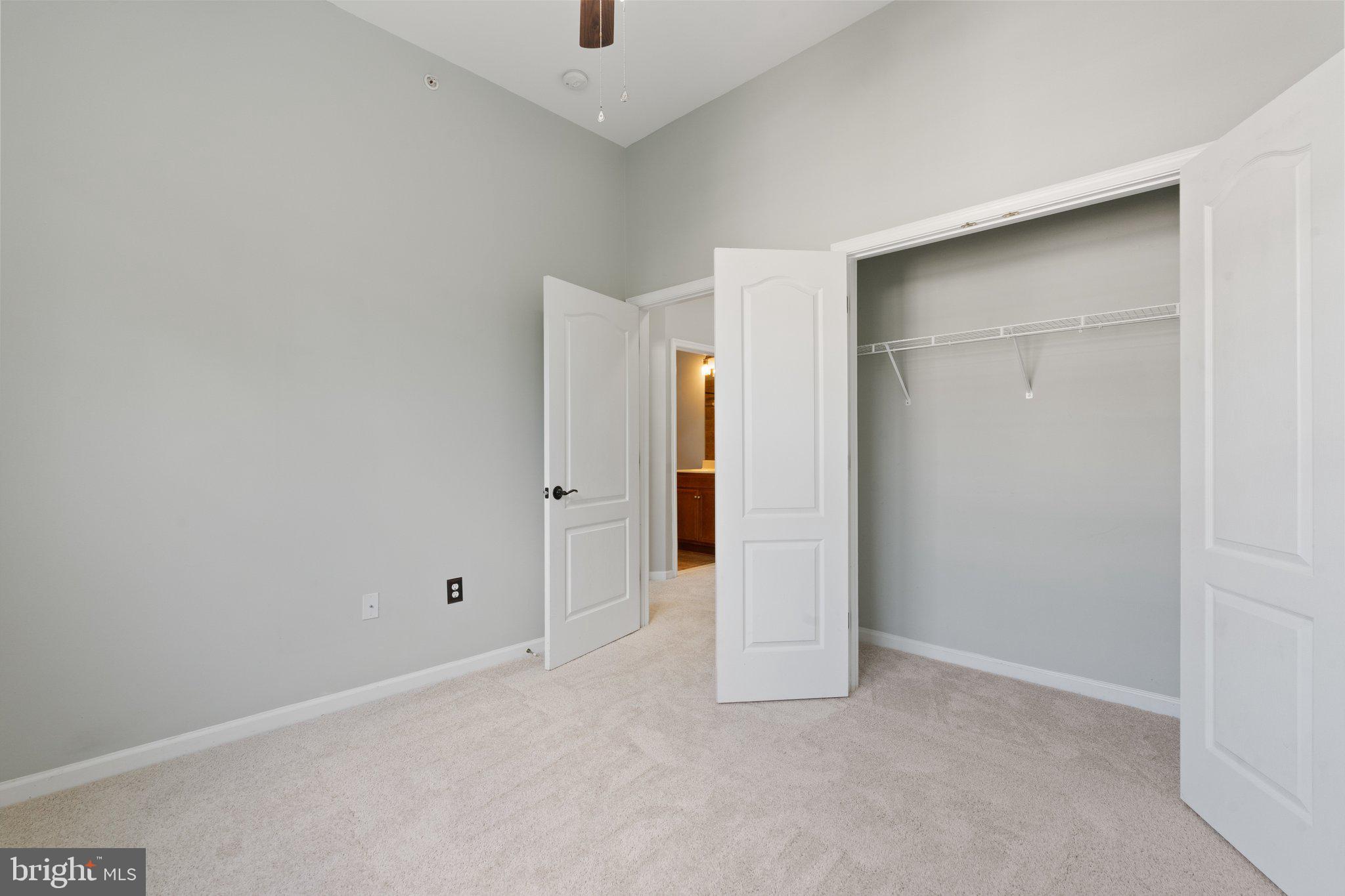 THE TOWNES AT VILLAGE PLACE - Residential