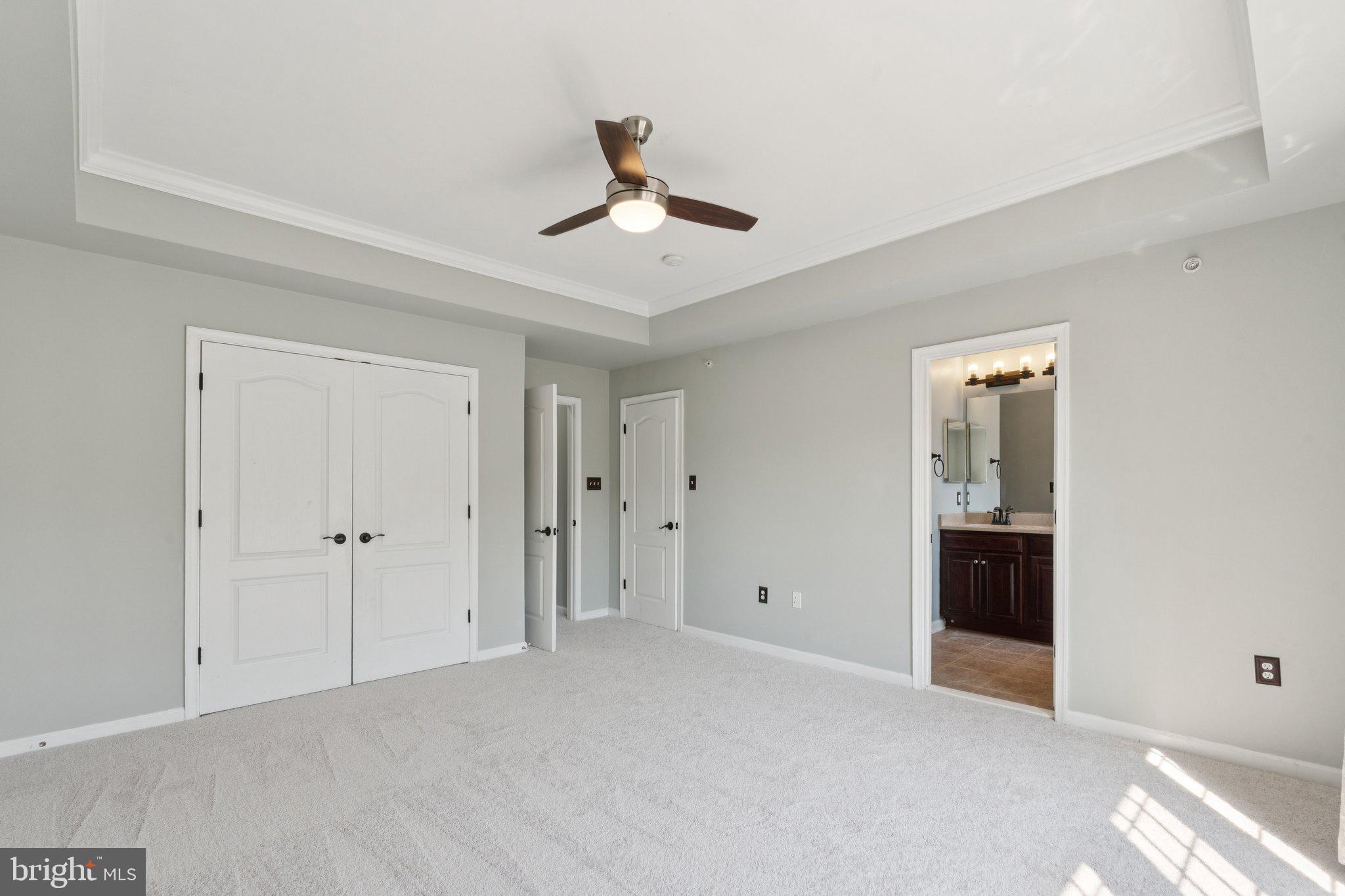 THE TOWNES AT VILLAGE PLACE - Residential