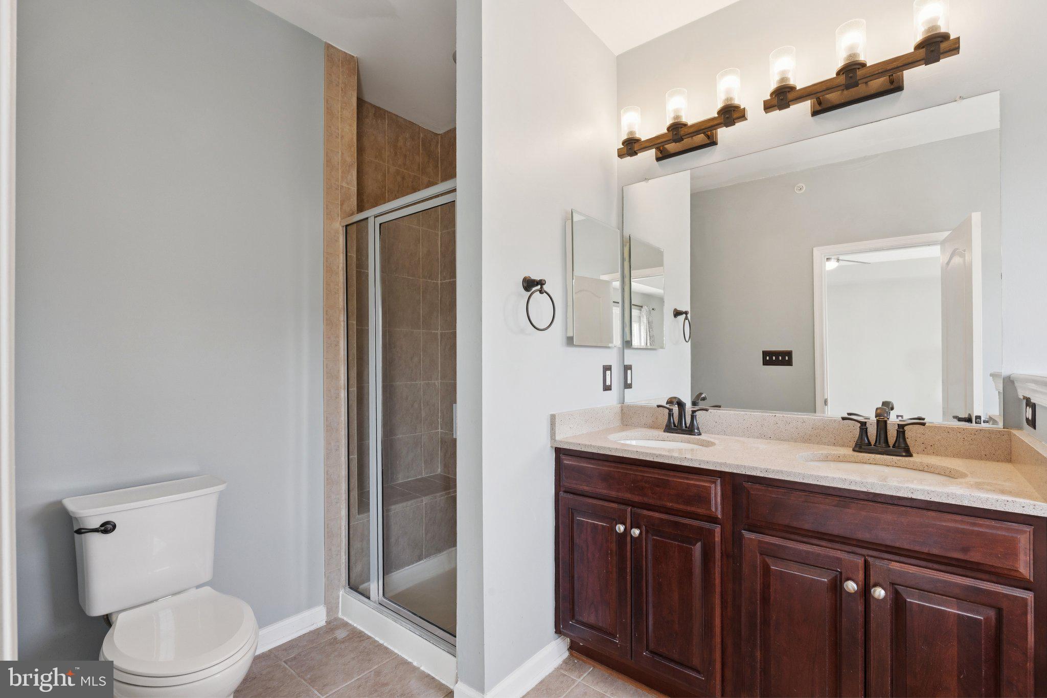 THE TOWNES AT VILLAGE PLACE - Residential