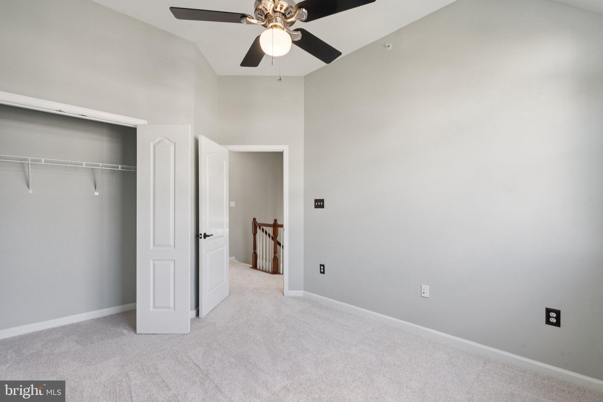 THE TOWNES AT VILLAGE PLACE - Residential