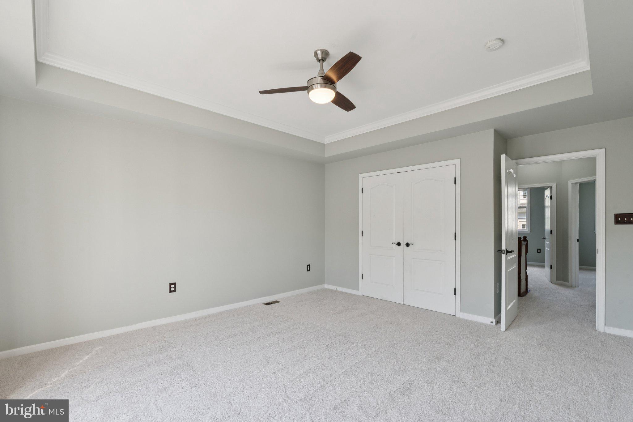 THE TOWNES AT VILLAGE PLACE - Residential