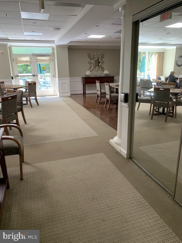 VANTAGE POINT EAST @ LEISURE WORLD - Residential