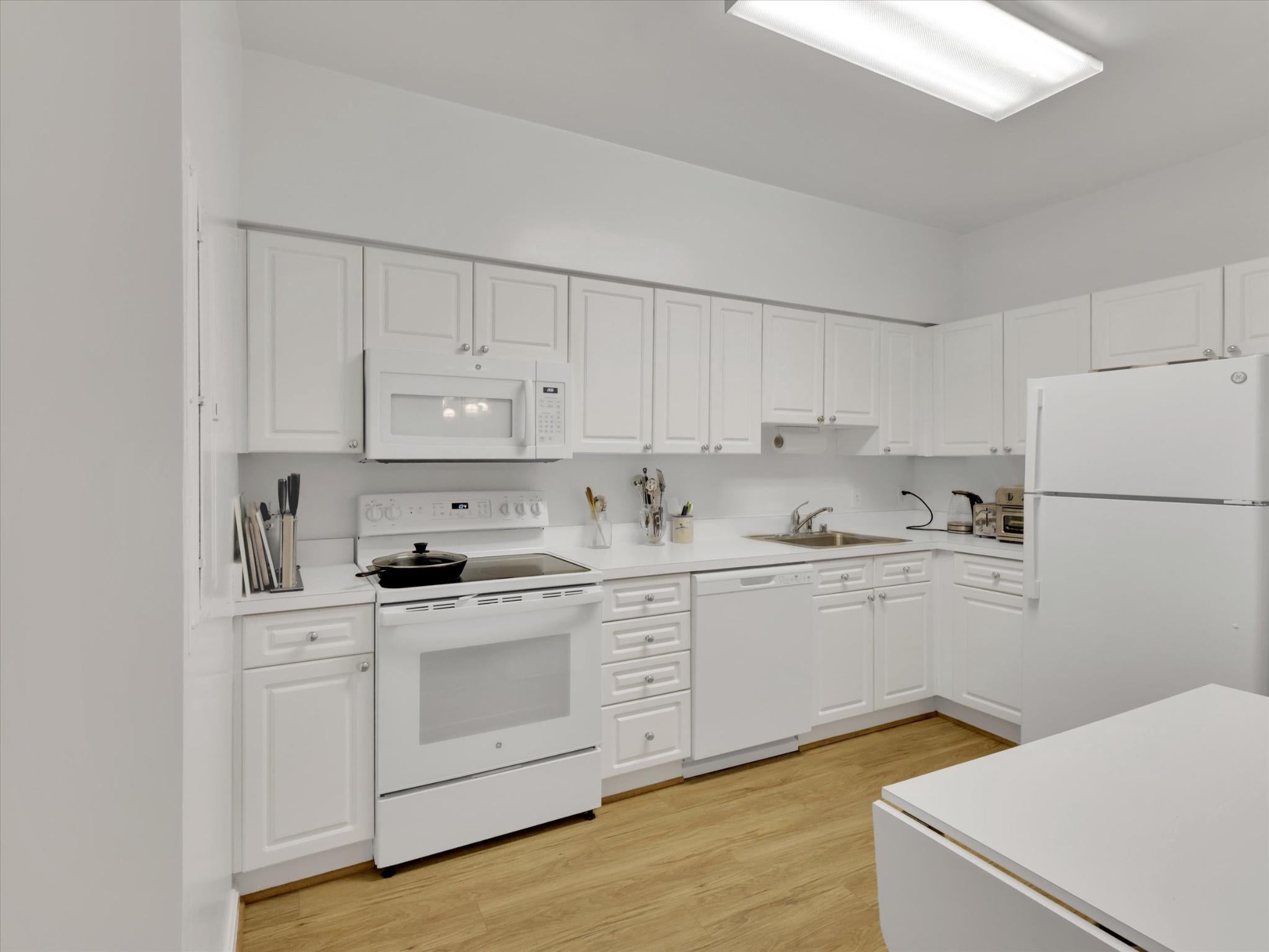 3200 N LEISURE WORLD BOULEVARD 514