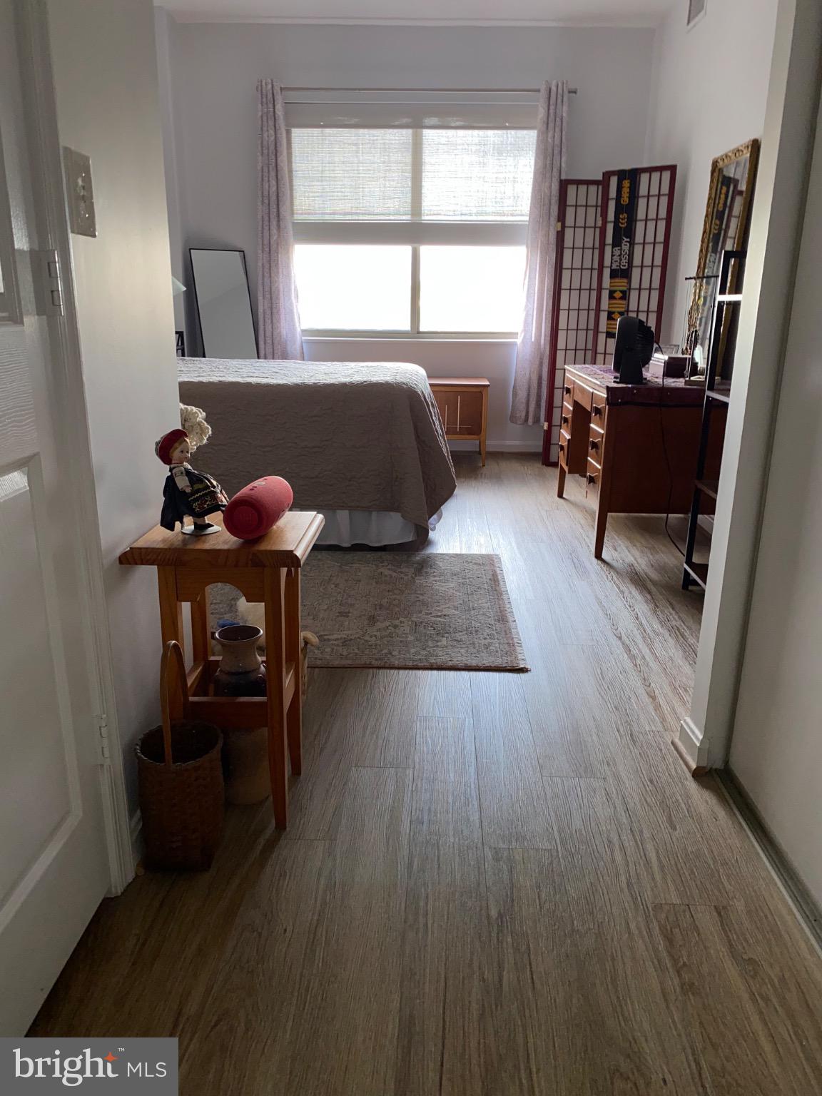 VANTAGE POINT EAST @ LEISURE WORLD - Residential