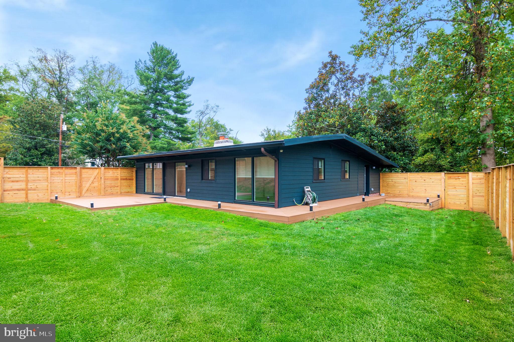 RAYMONDALE - Residential Lease