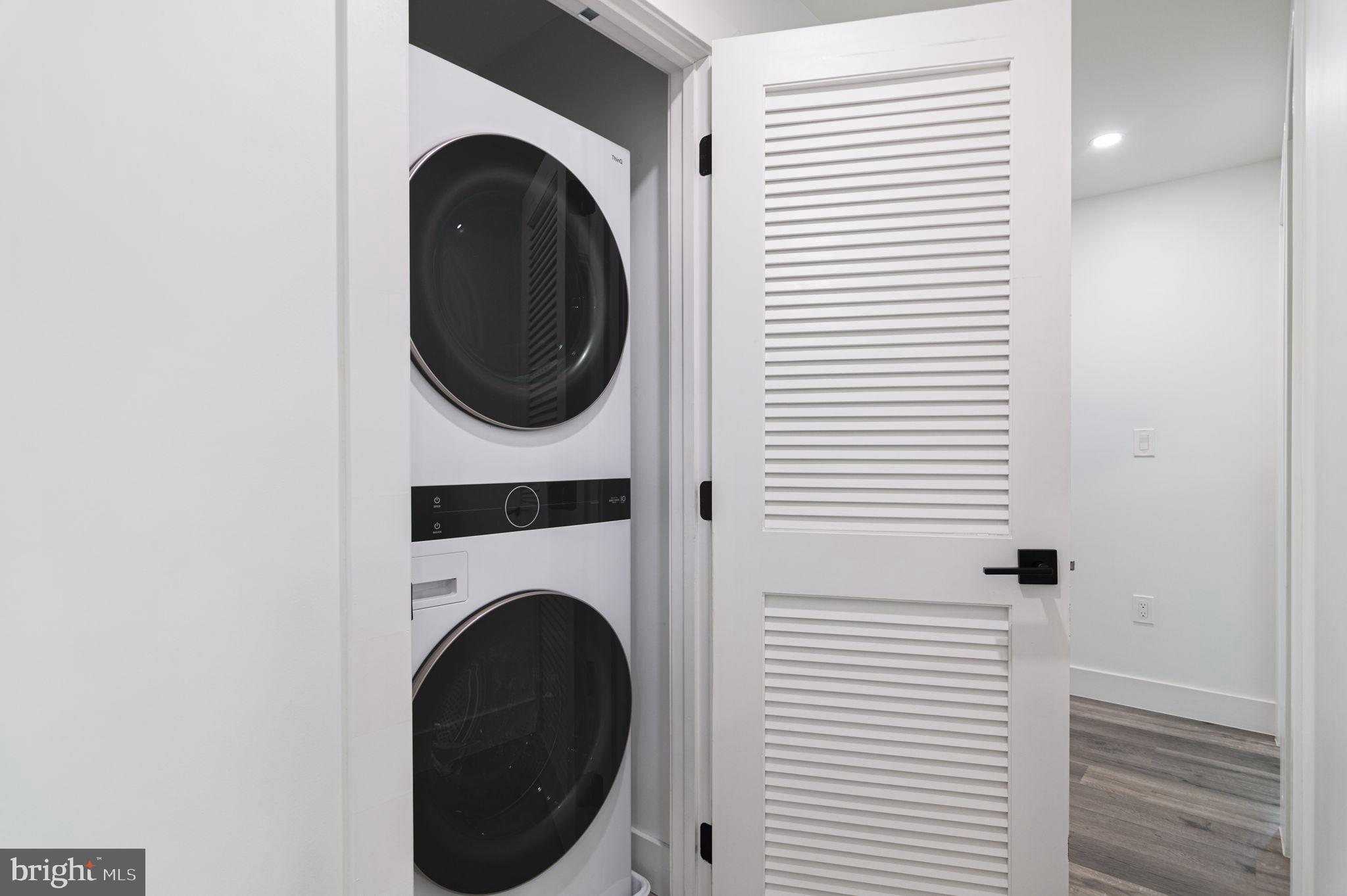 RAYMONDALE - Residential Lease