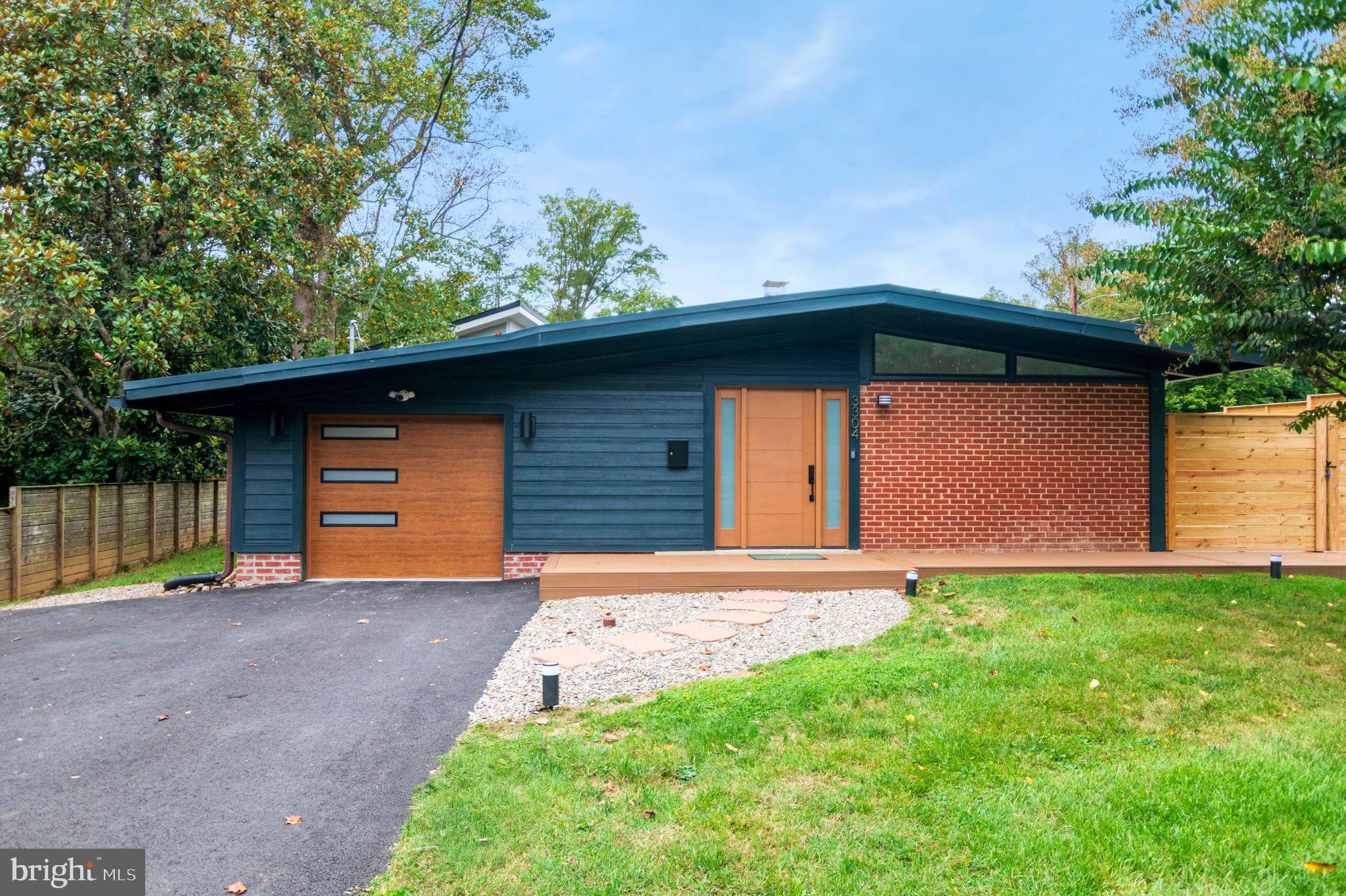 RAYMONDALE - Residential Lease