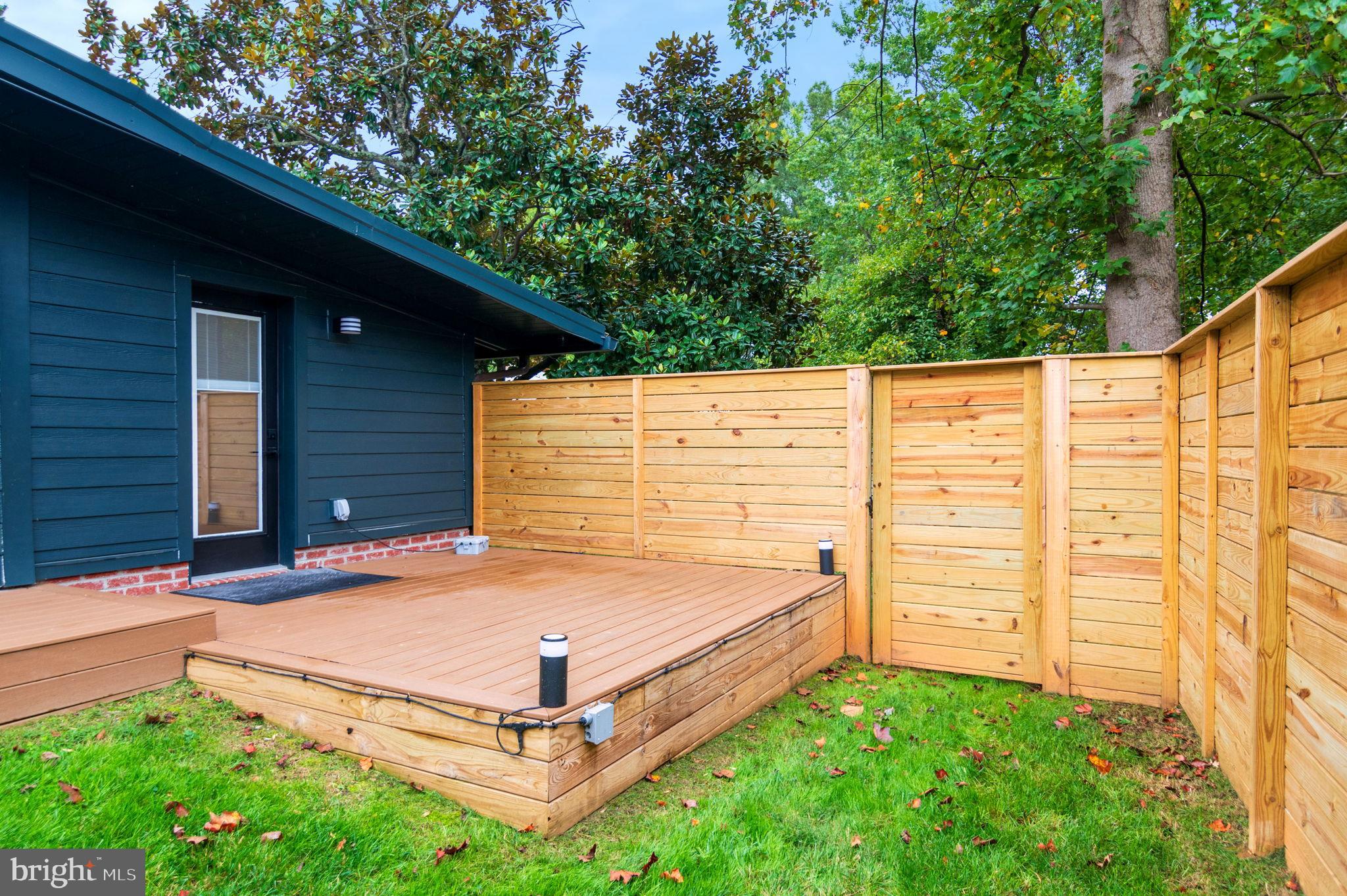 RAYMONDALE - Residential Lease