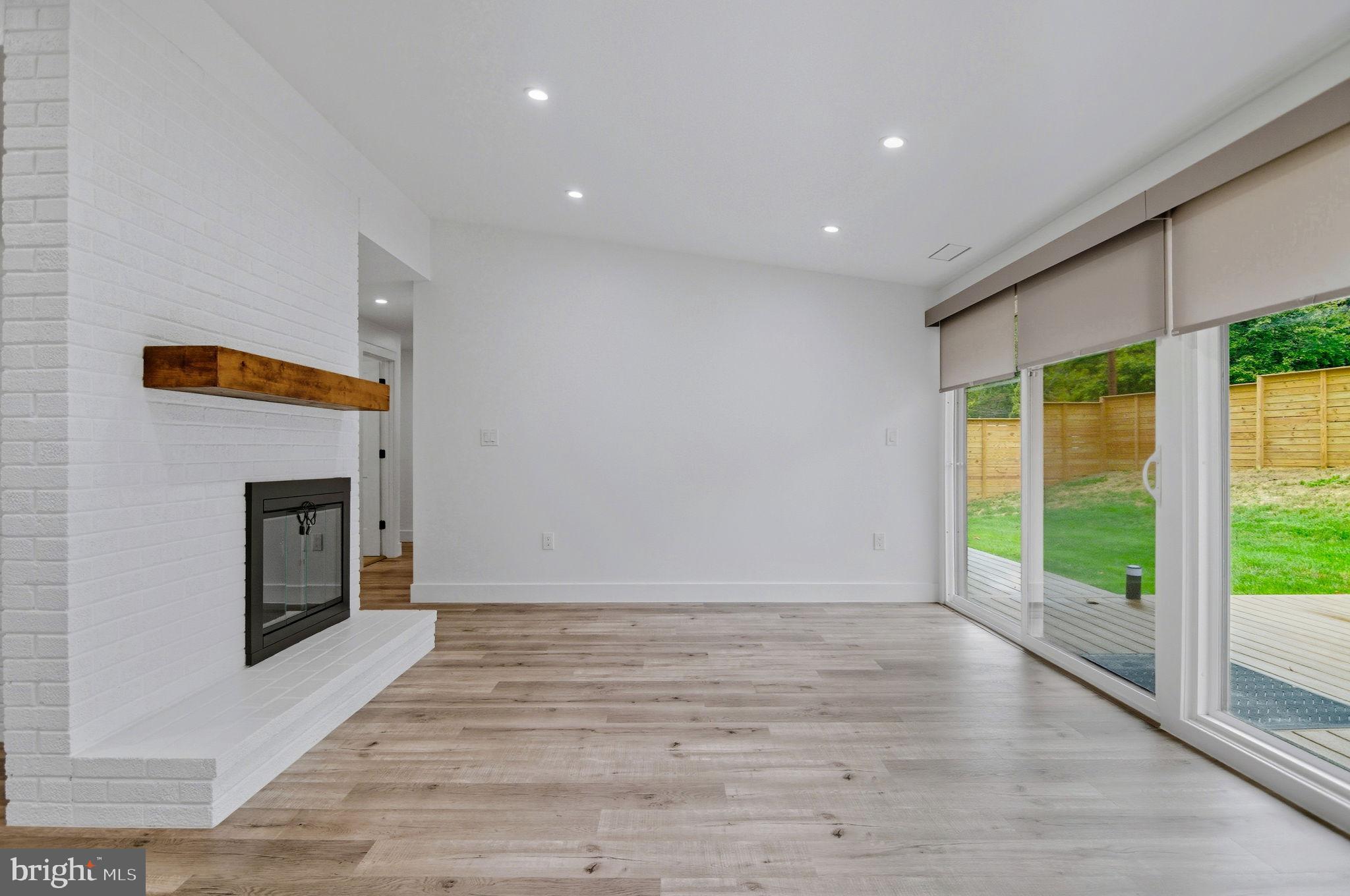 RAYMONDALE - Residential Lease