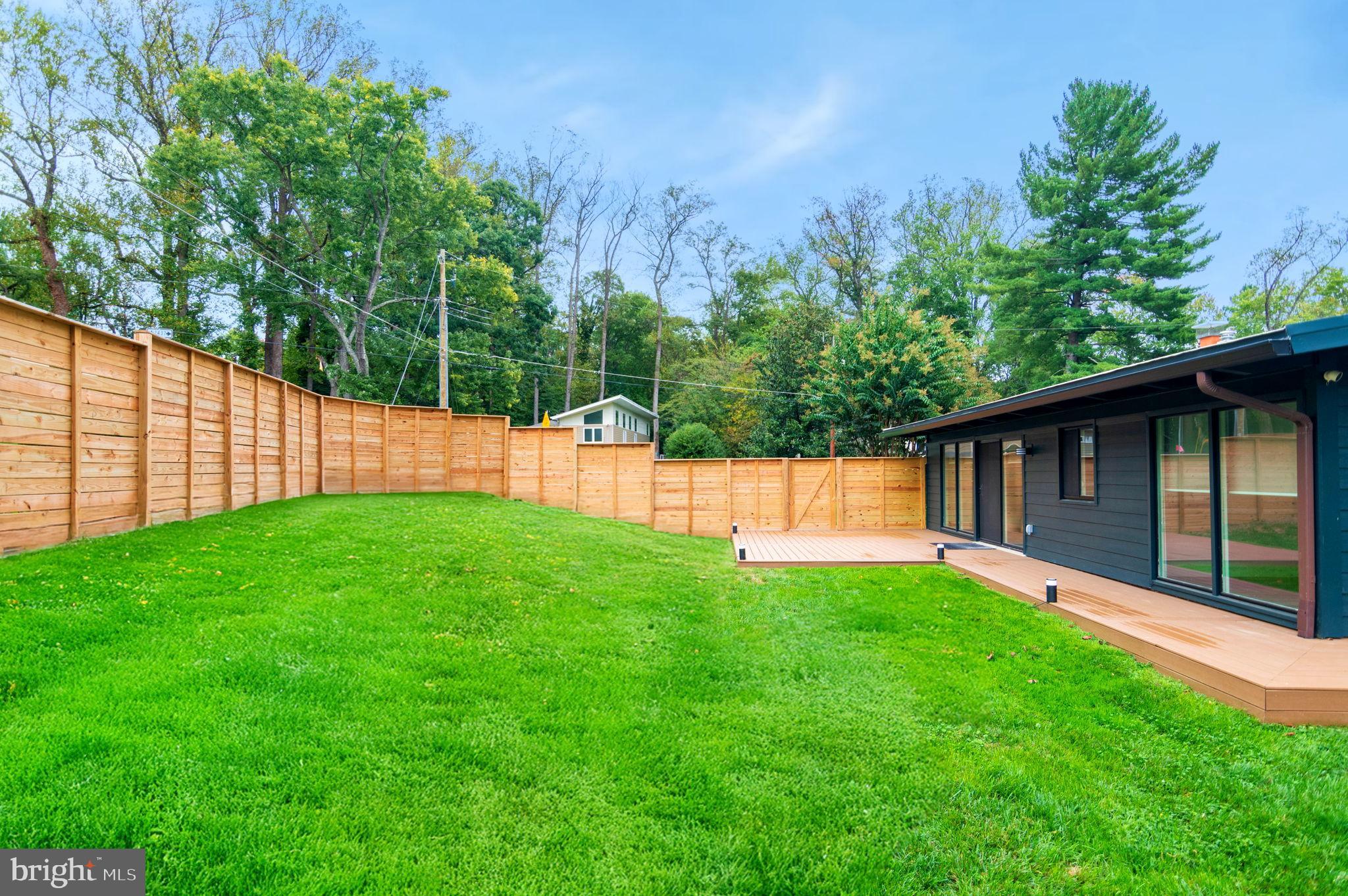 RAYMONDALE - Residential Lease