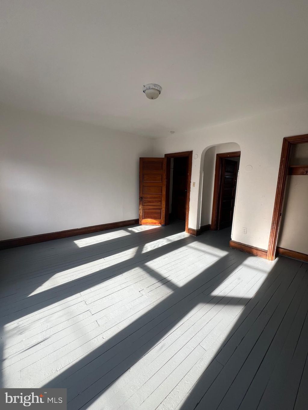 Photo of 347 E King Street, YORK, PA 17403 (MLS # PAYK2096758)