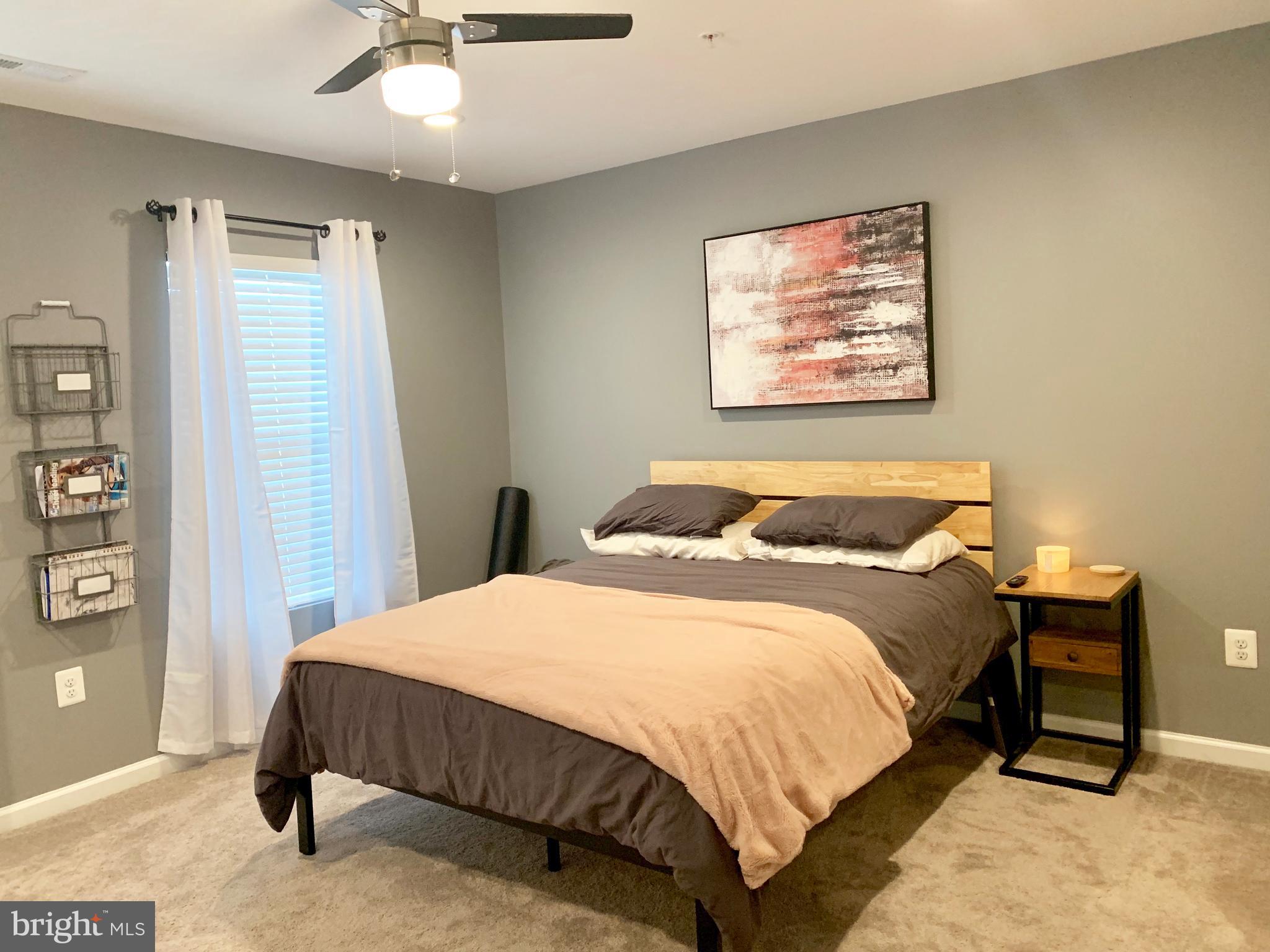 CREEKSTONE VILLAGE - Residential Lease