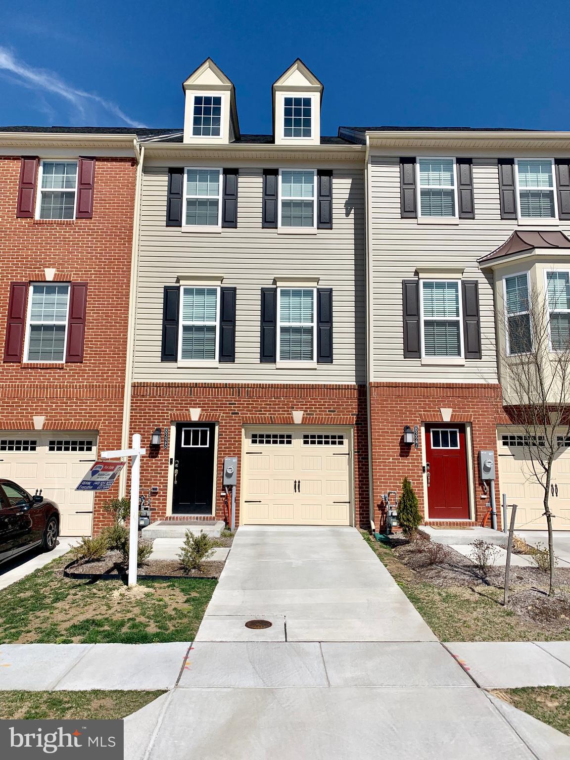 CREEKSTONE VILLAGE - Residential Lease