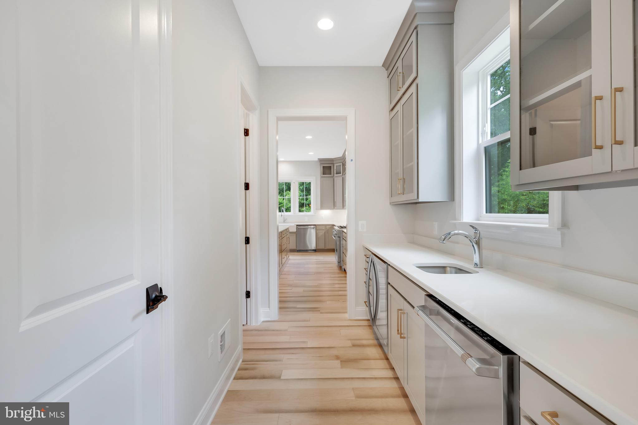 MANTUA - Residential