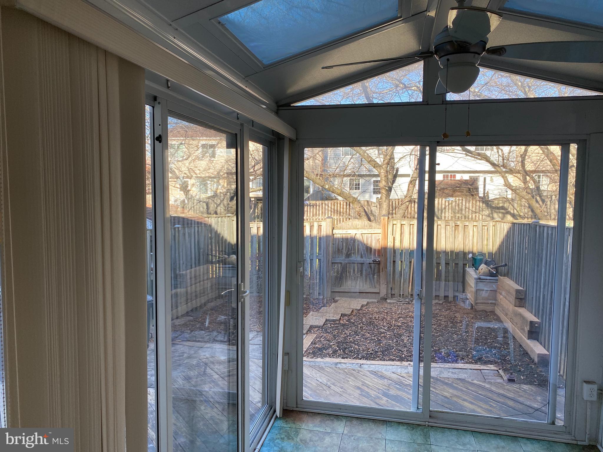 PARK OVERLOOK - Residential Lease