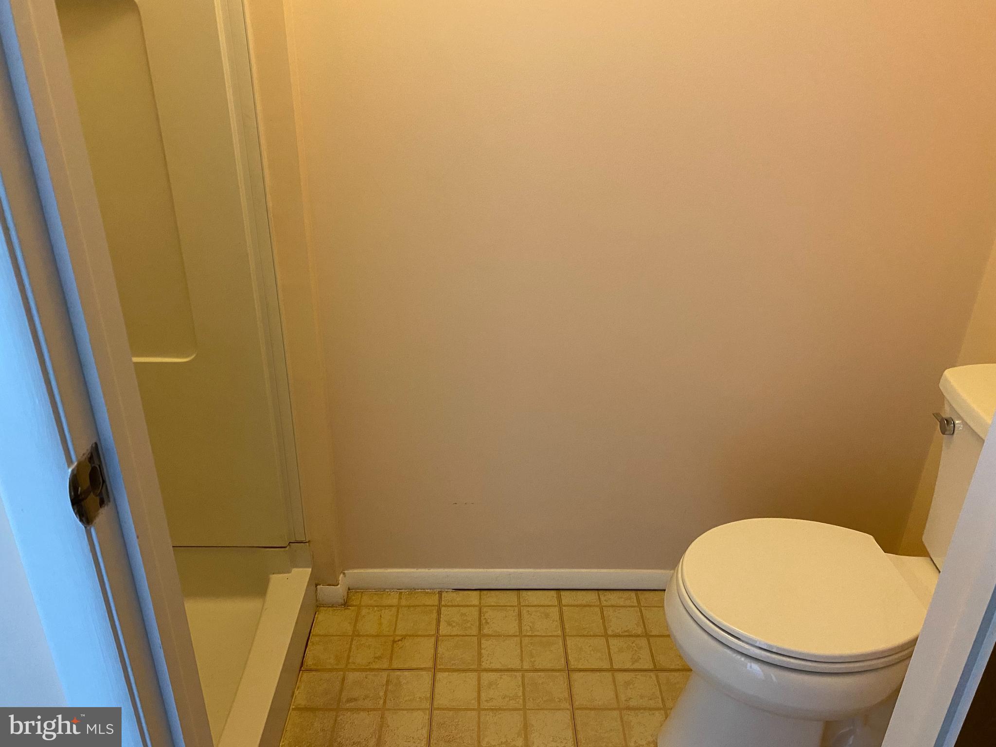 PARK OVERLOOK - Residential Lease