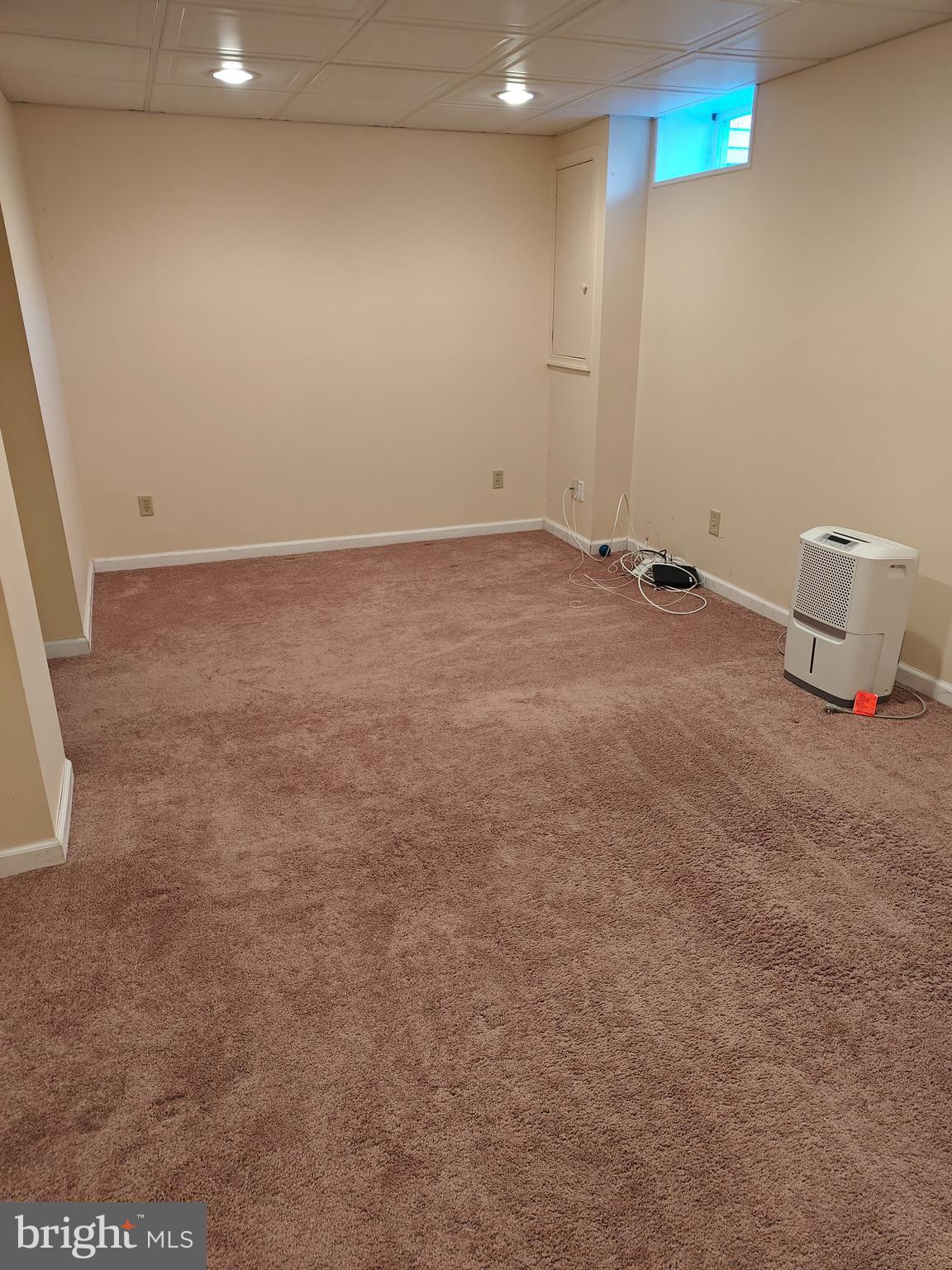 PARK OVERLOOK - Residential Lease