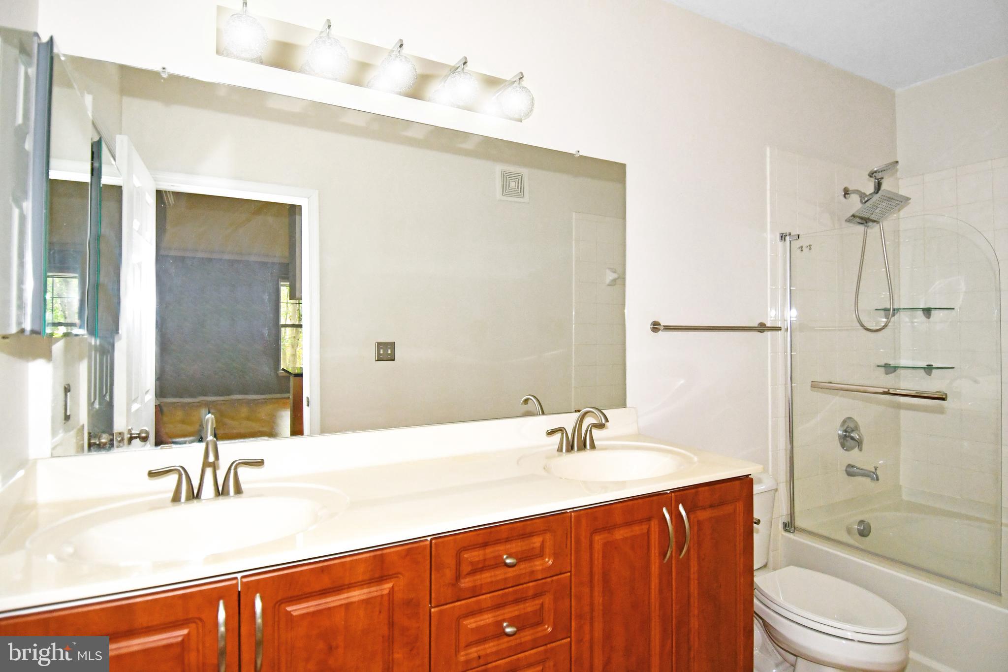 LEGATO CORNER - Residential Lease