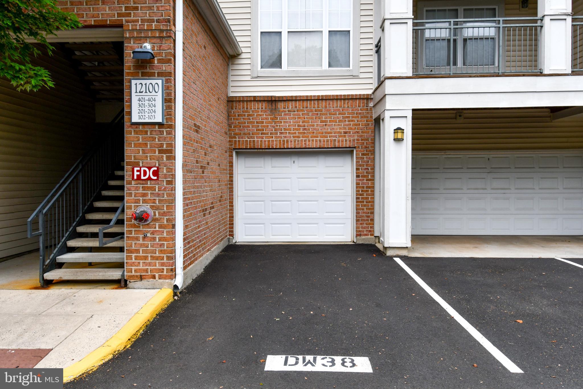 LEGATO CORNER - Residential Lease