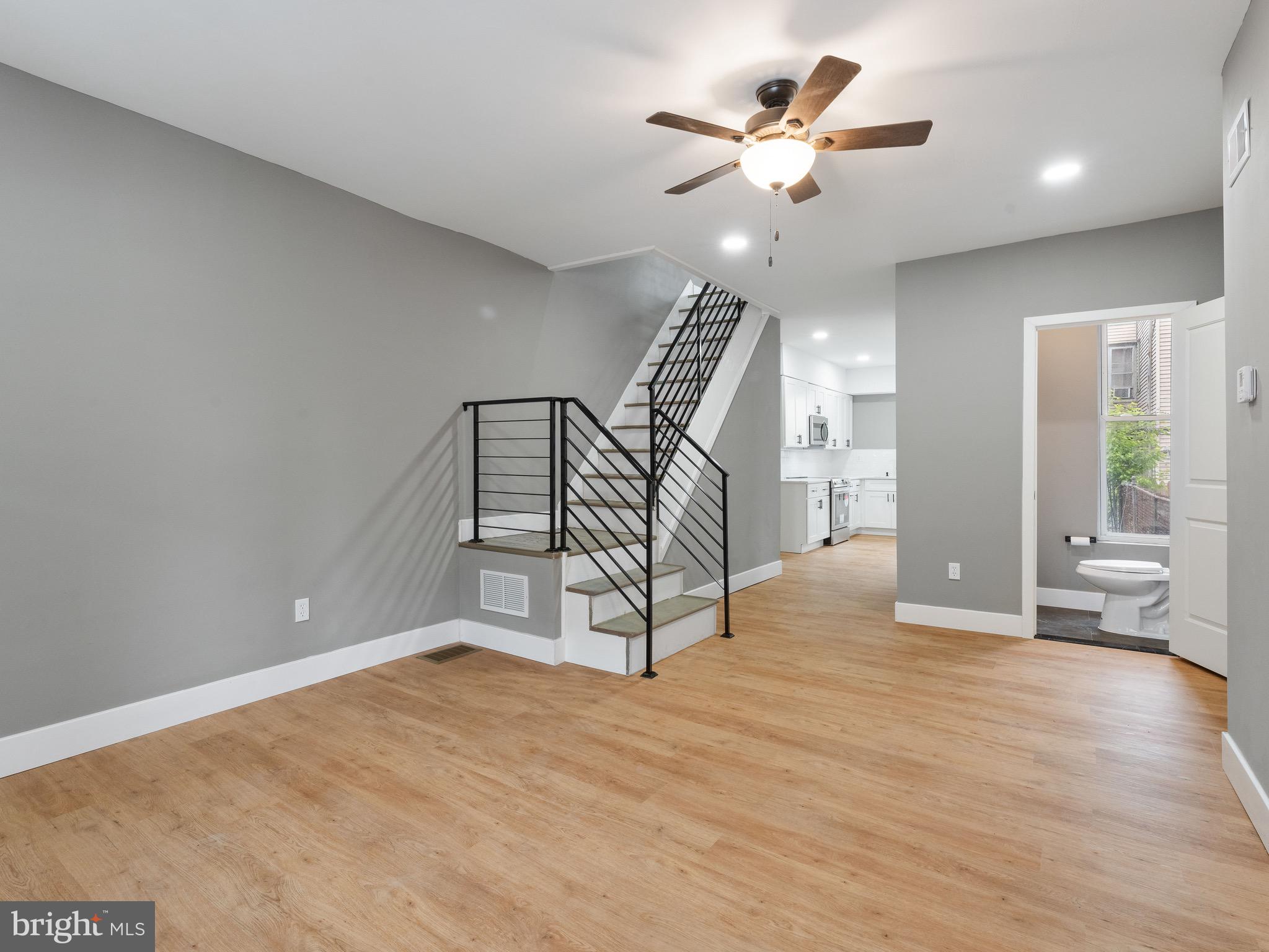 PORT RICHMOND - Residential