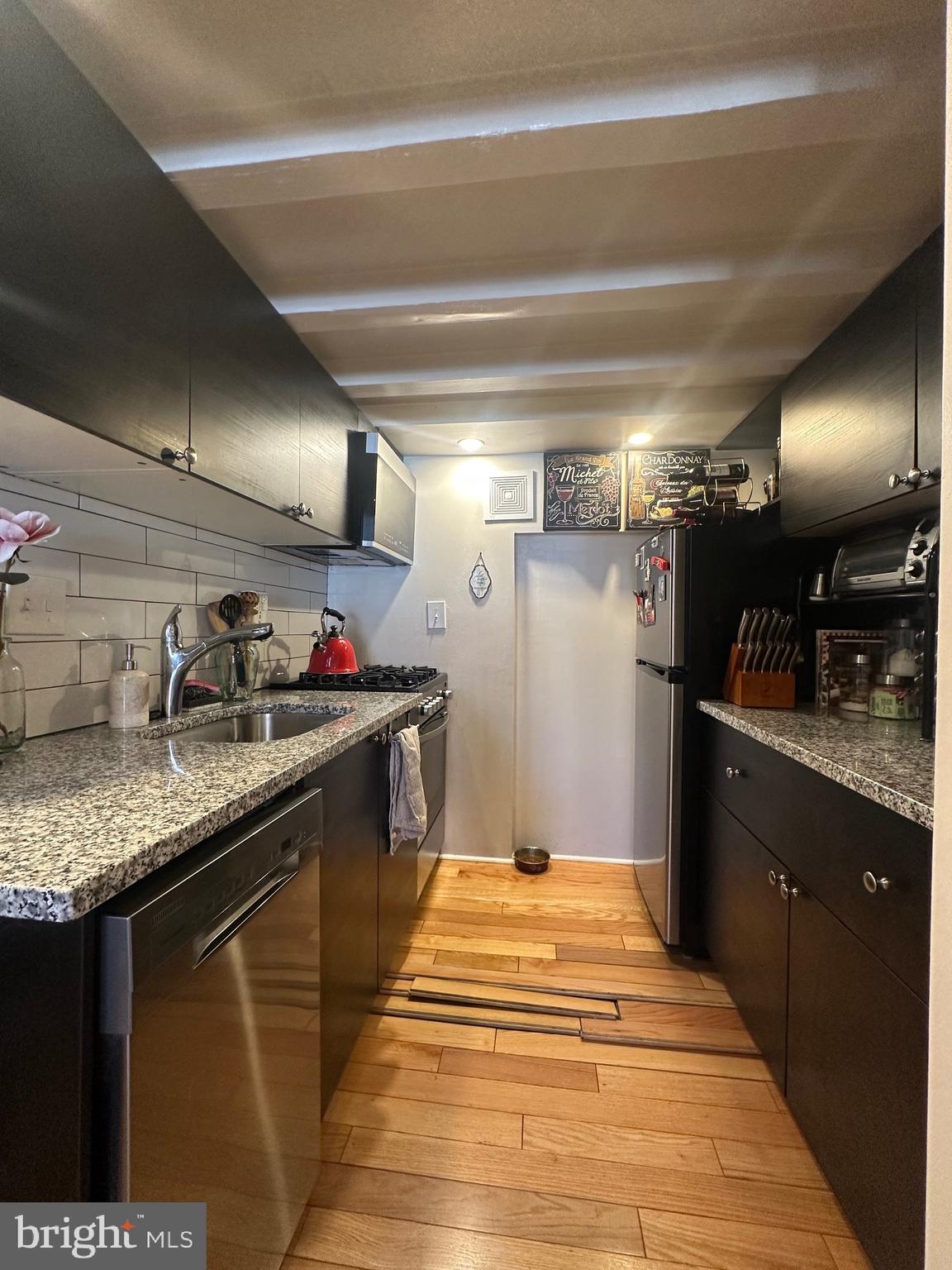 WASHINGTON SQ WEST - Residential Lease