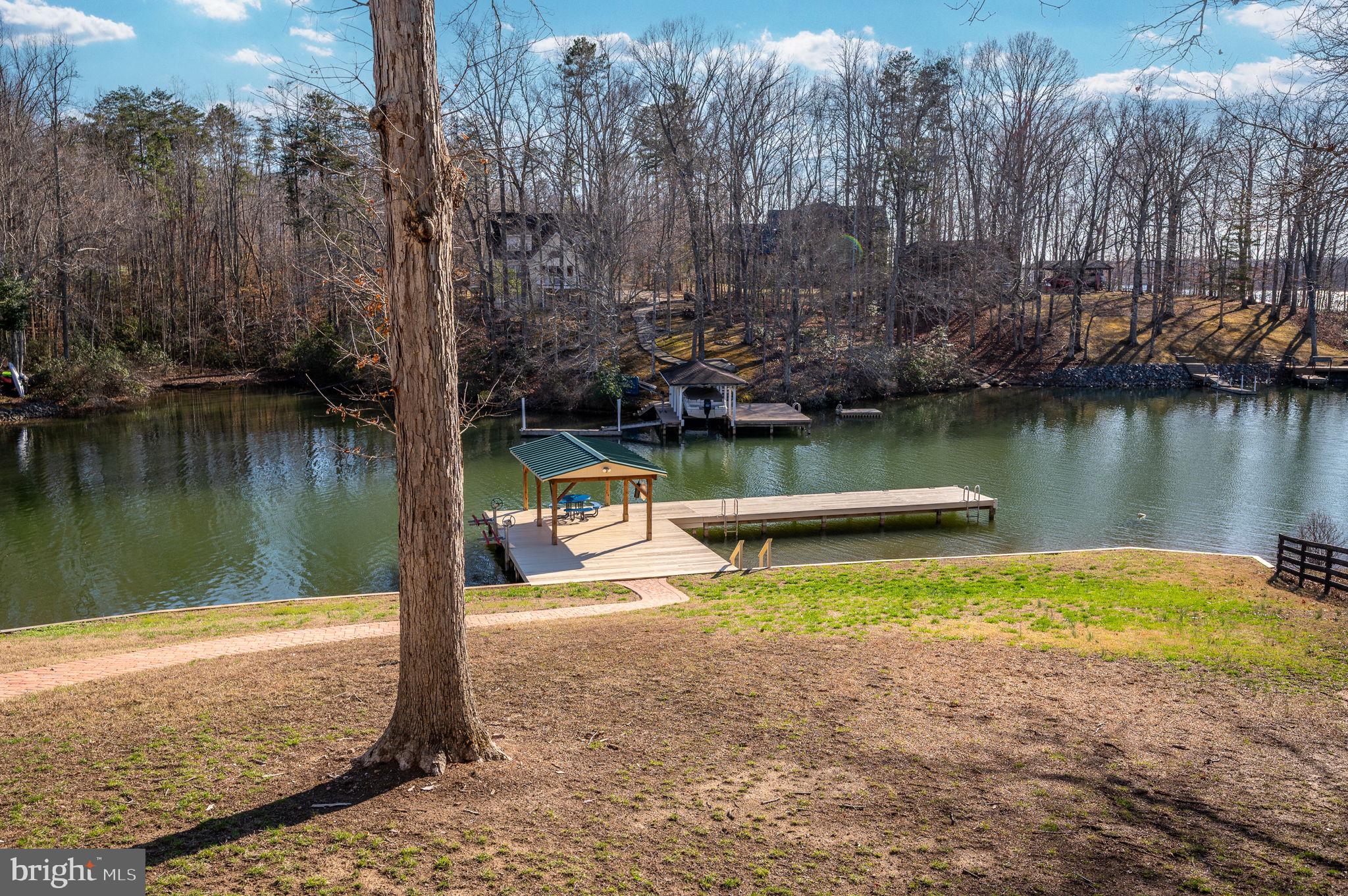 PIGEON RUN ESTATES - Residential