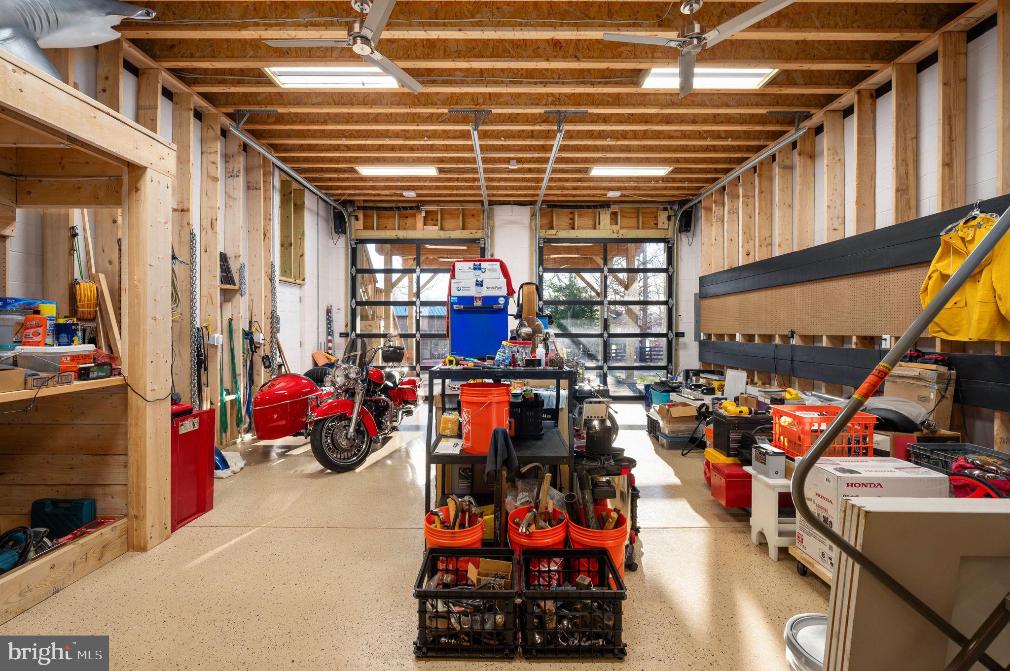 PIGEON RUN ESTATES - Residential