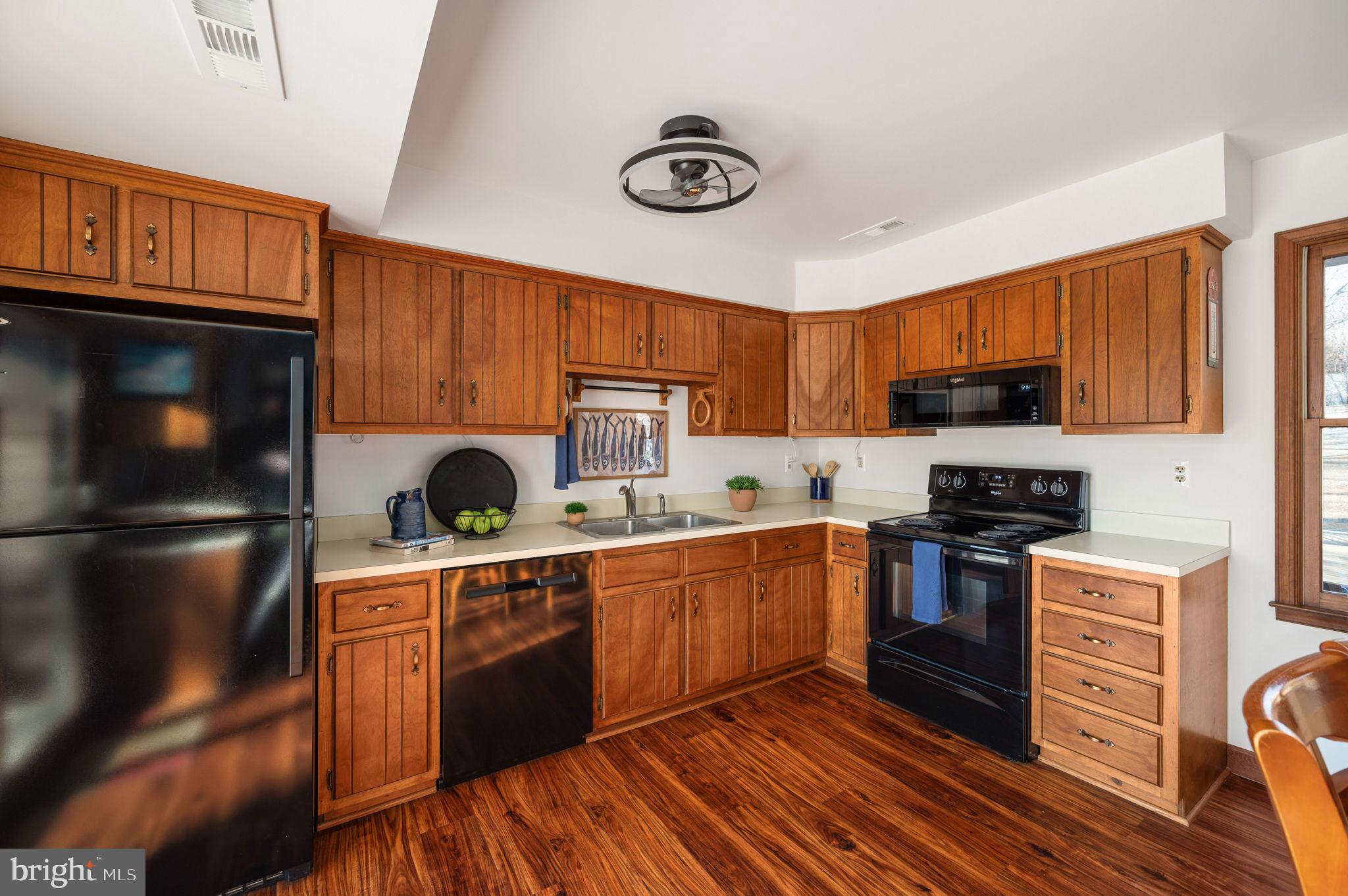 PIGEON RUN ESTATES - Residential