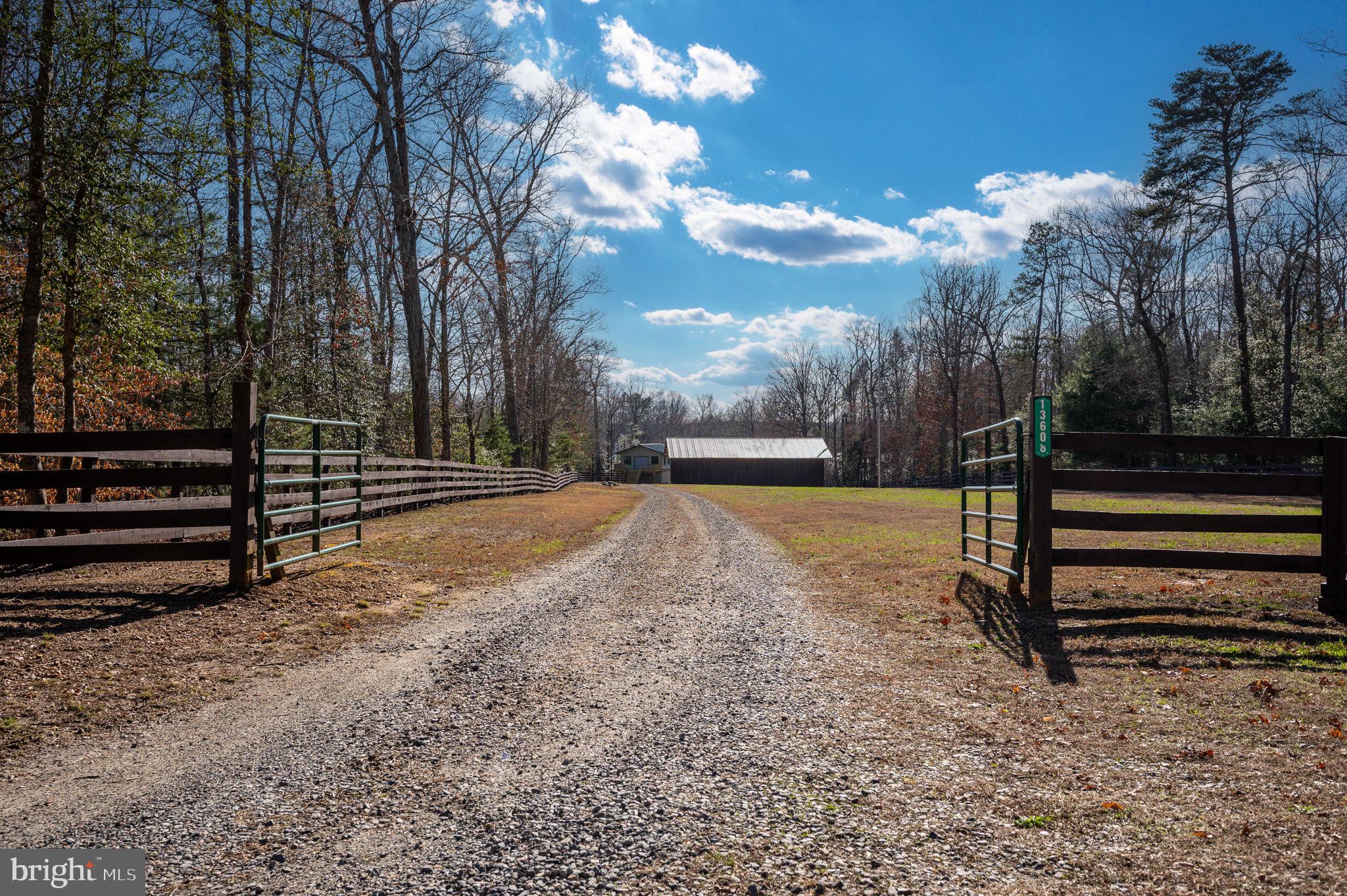 PIGEON RUN ESTATES - Residential