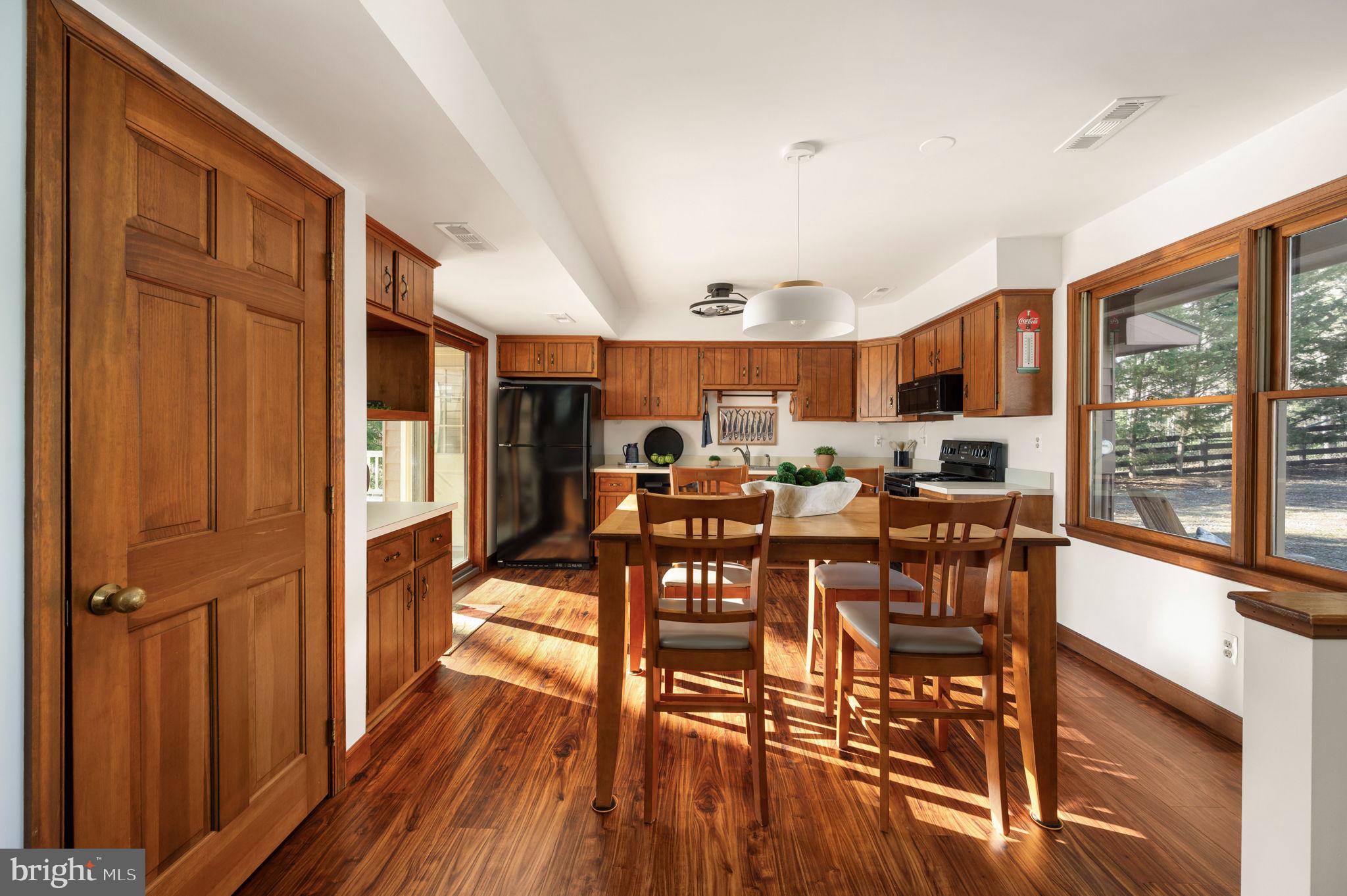 PIGEON RUN ESTATES - Residential