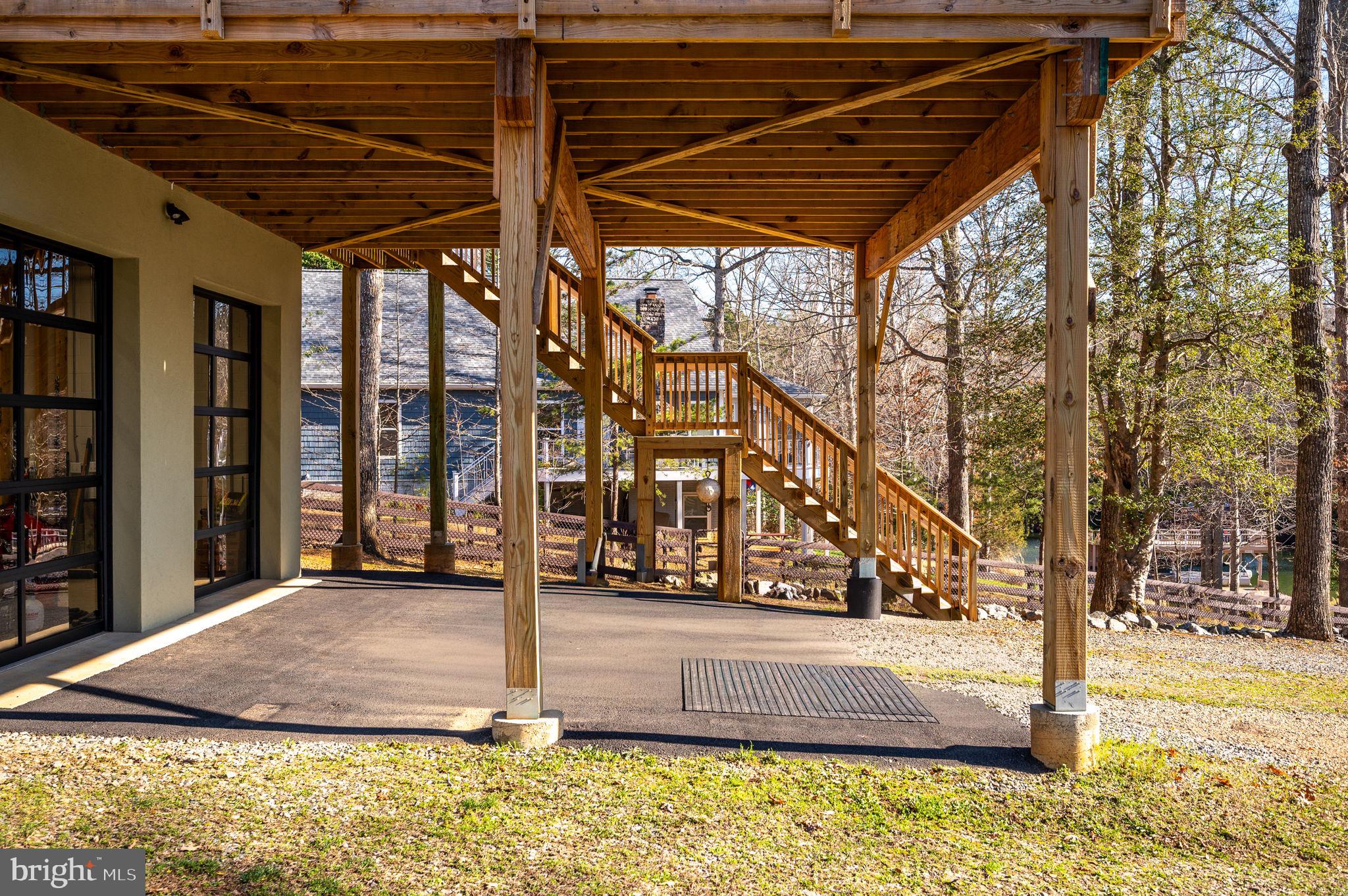 PIGEON RUN ESTATES - Residential