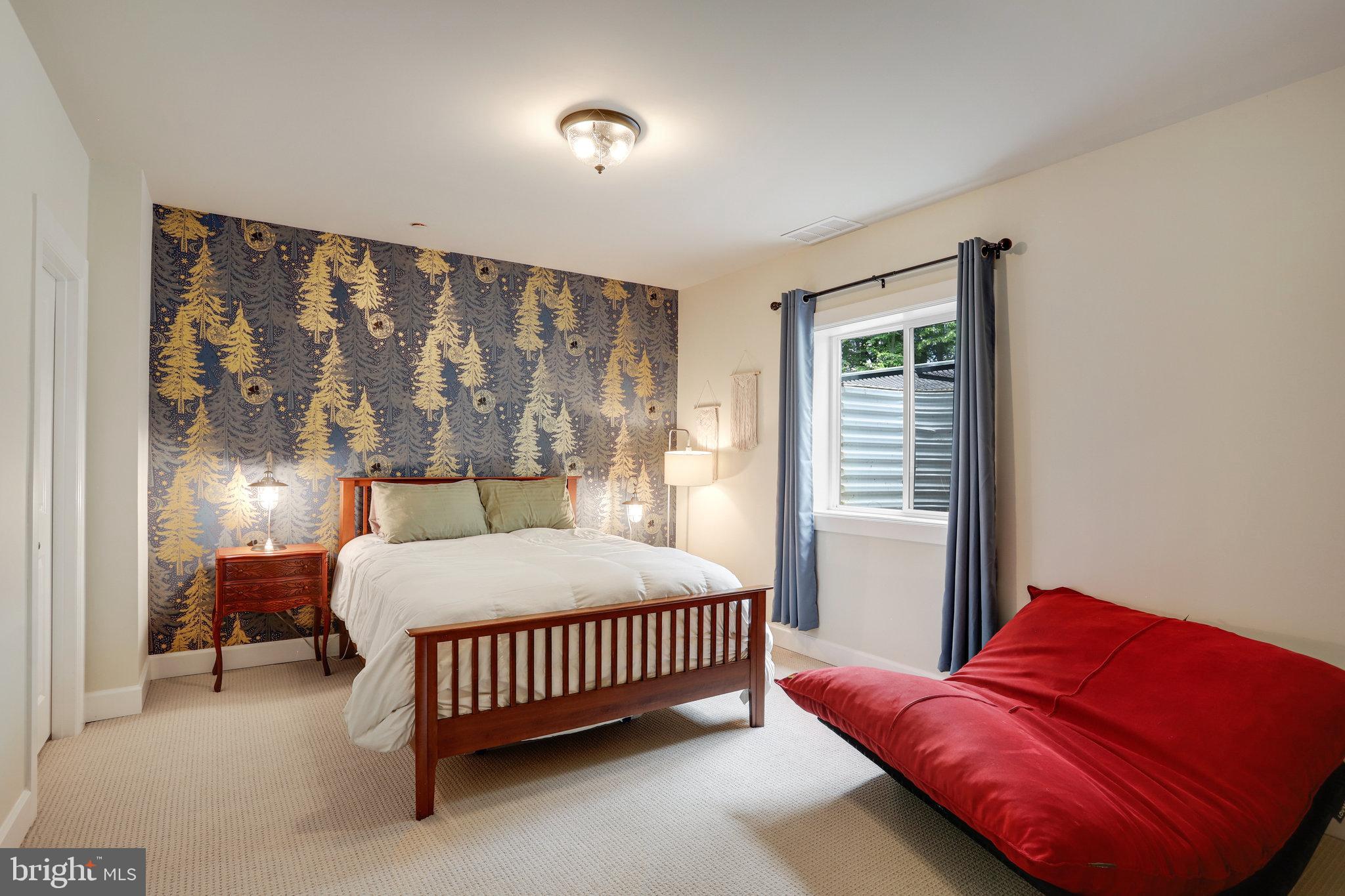 BARNESVILLE OUTSIDE - Residential