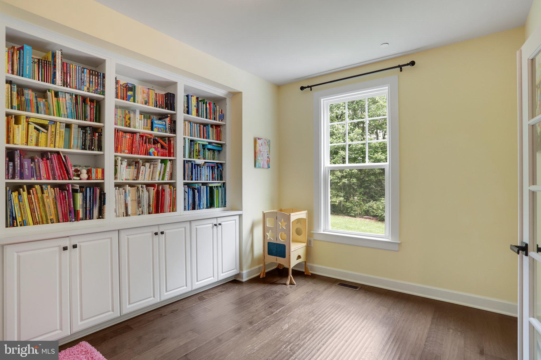 BARNESVILLE OUTSIDE - Residential