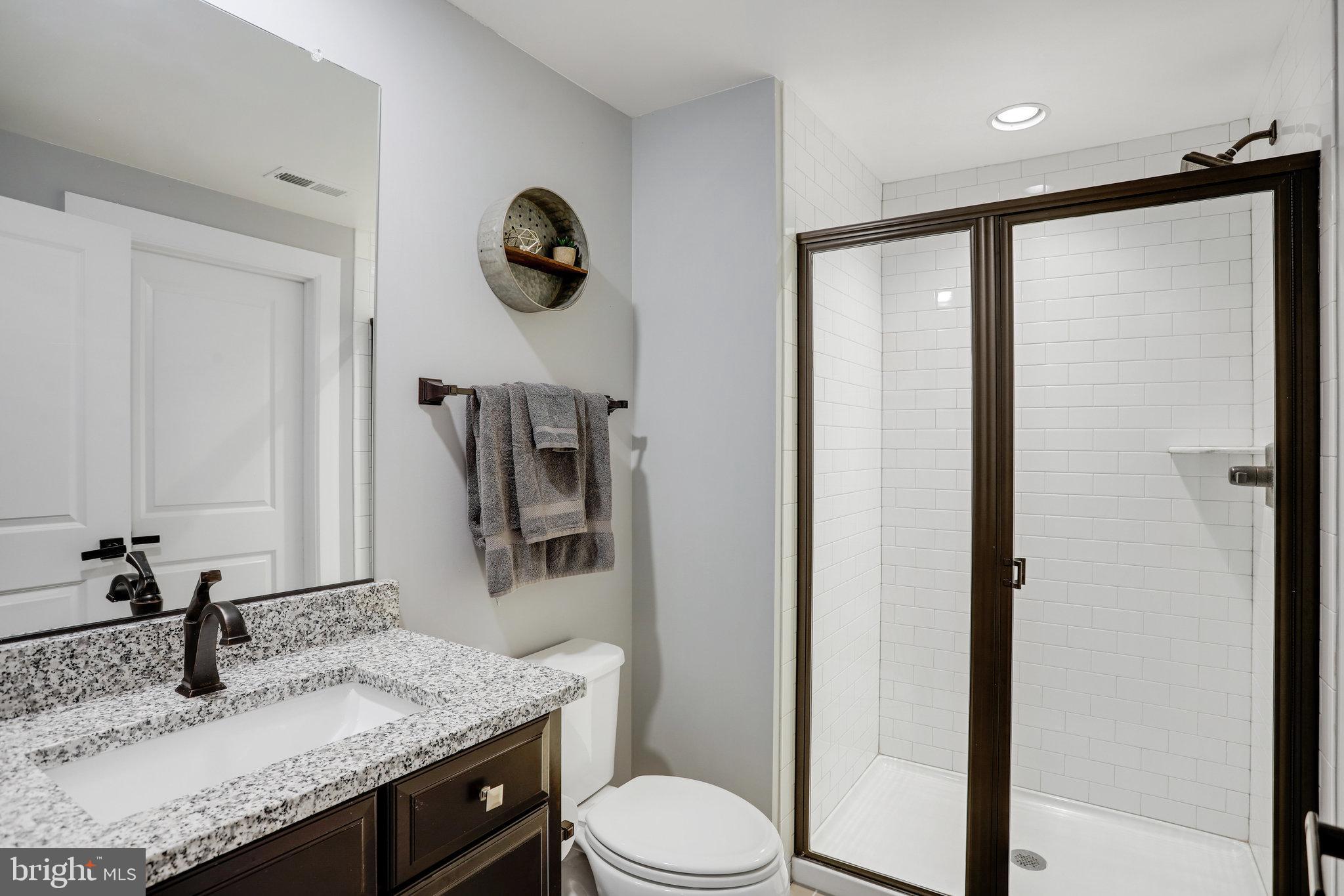 BARNESVILLE OUTSIDE - Residential