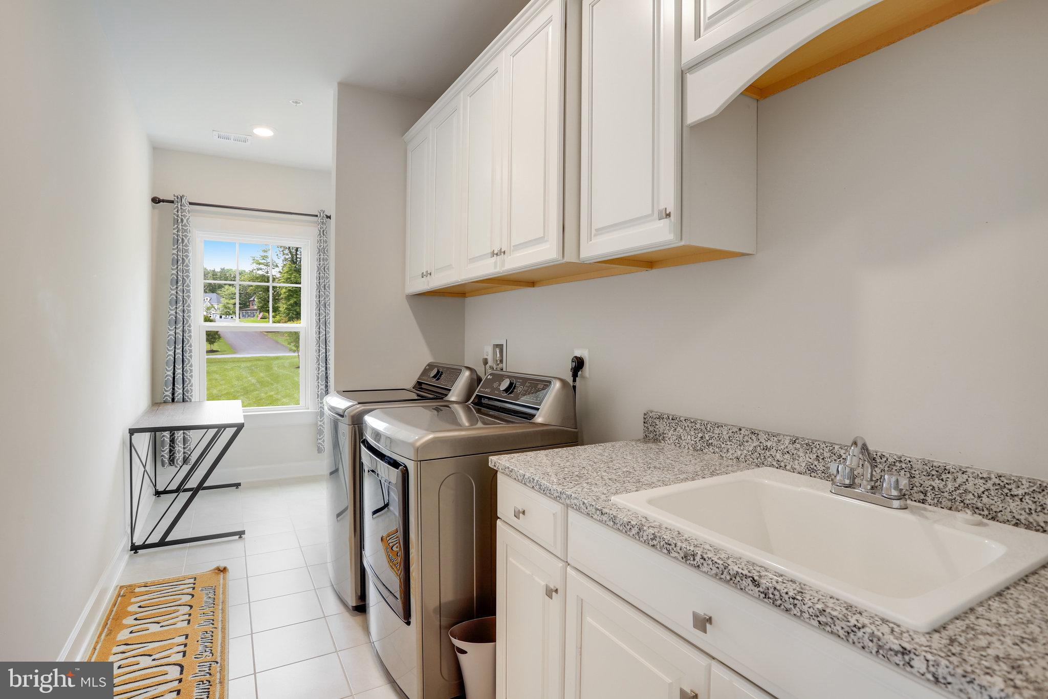 BARNESVILLE OUTSIDE - Residential