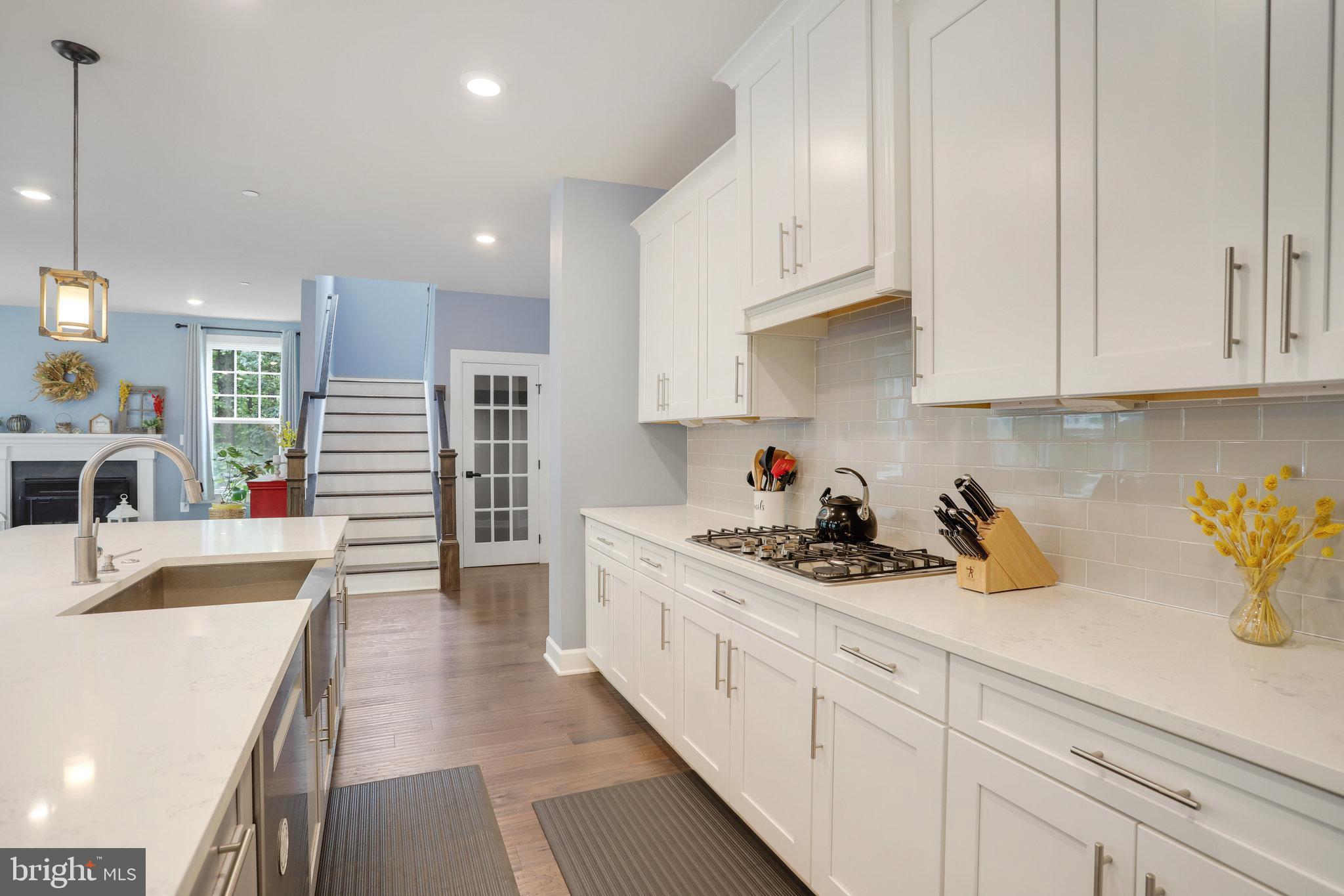 BARNESVILLE OUTSIDE - Residential