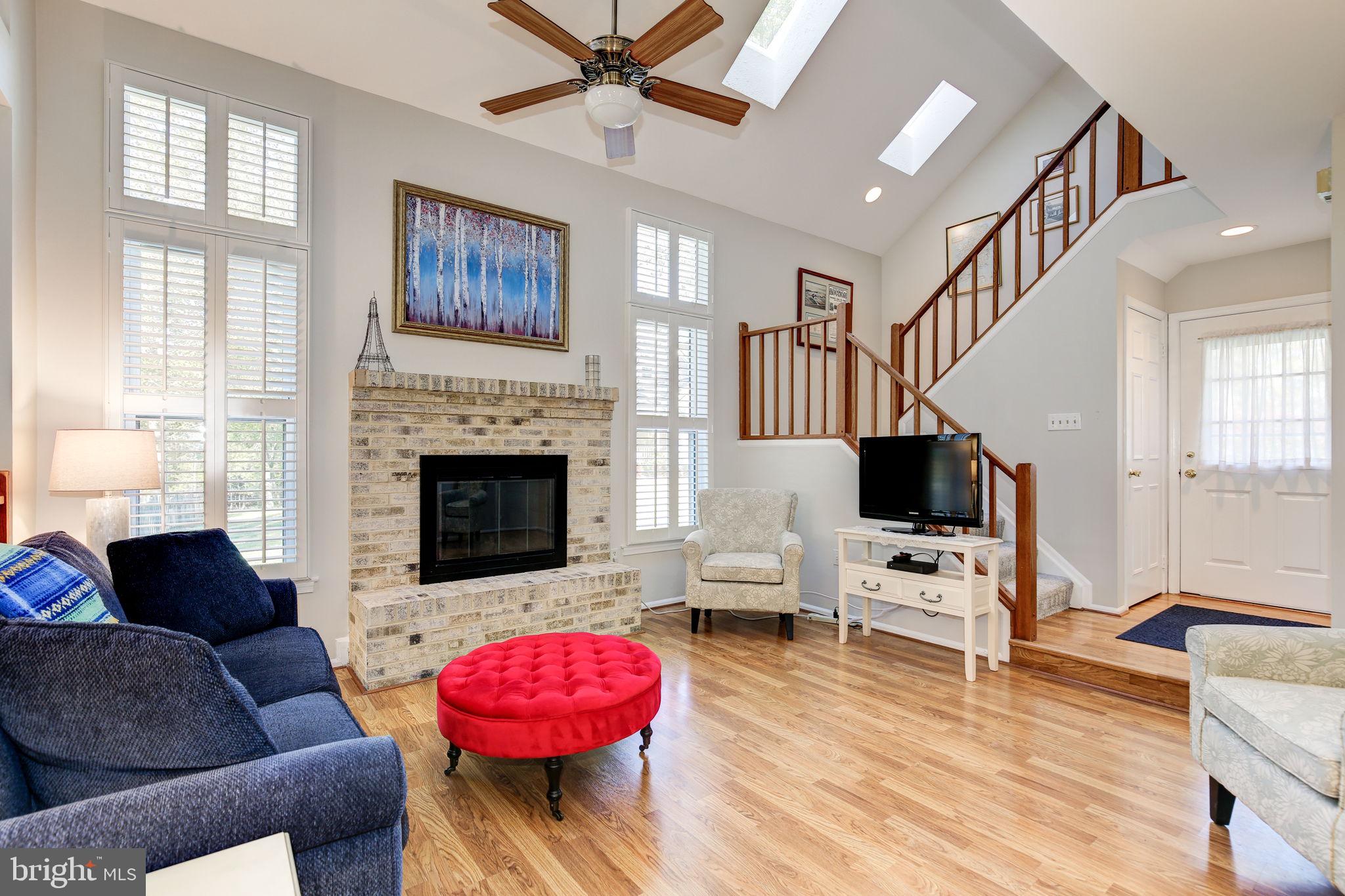 13607 SOFT BREEZE COURT