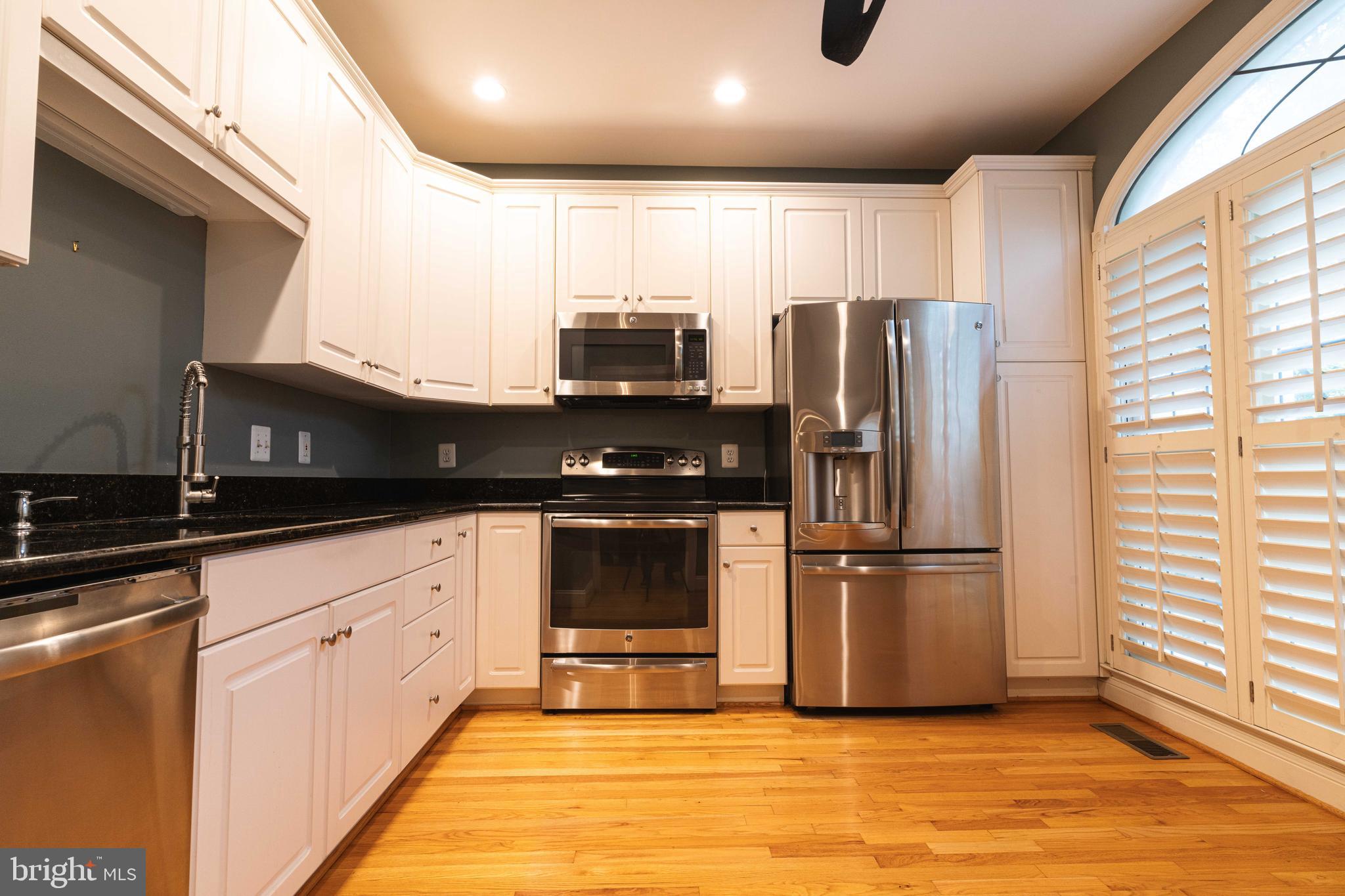 CHANCERY SQUARE - Residential Lease