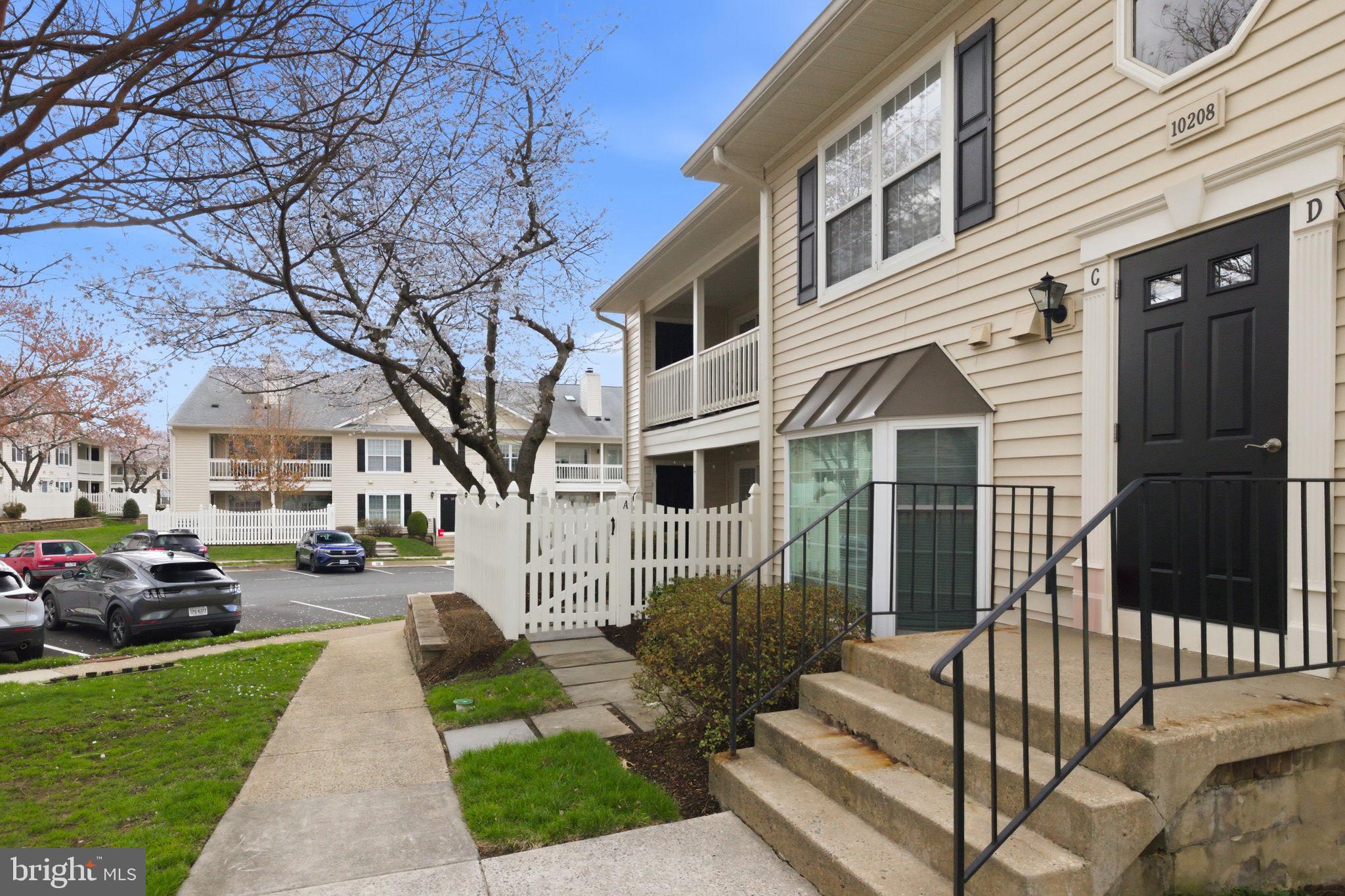 10208 ASHBROOKE COURT C 19