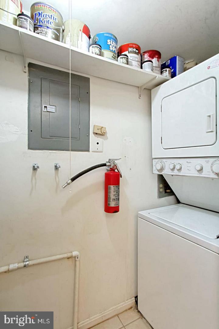 TREVOR HOUSE - Residential