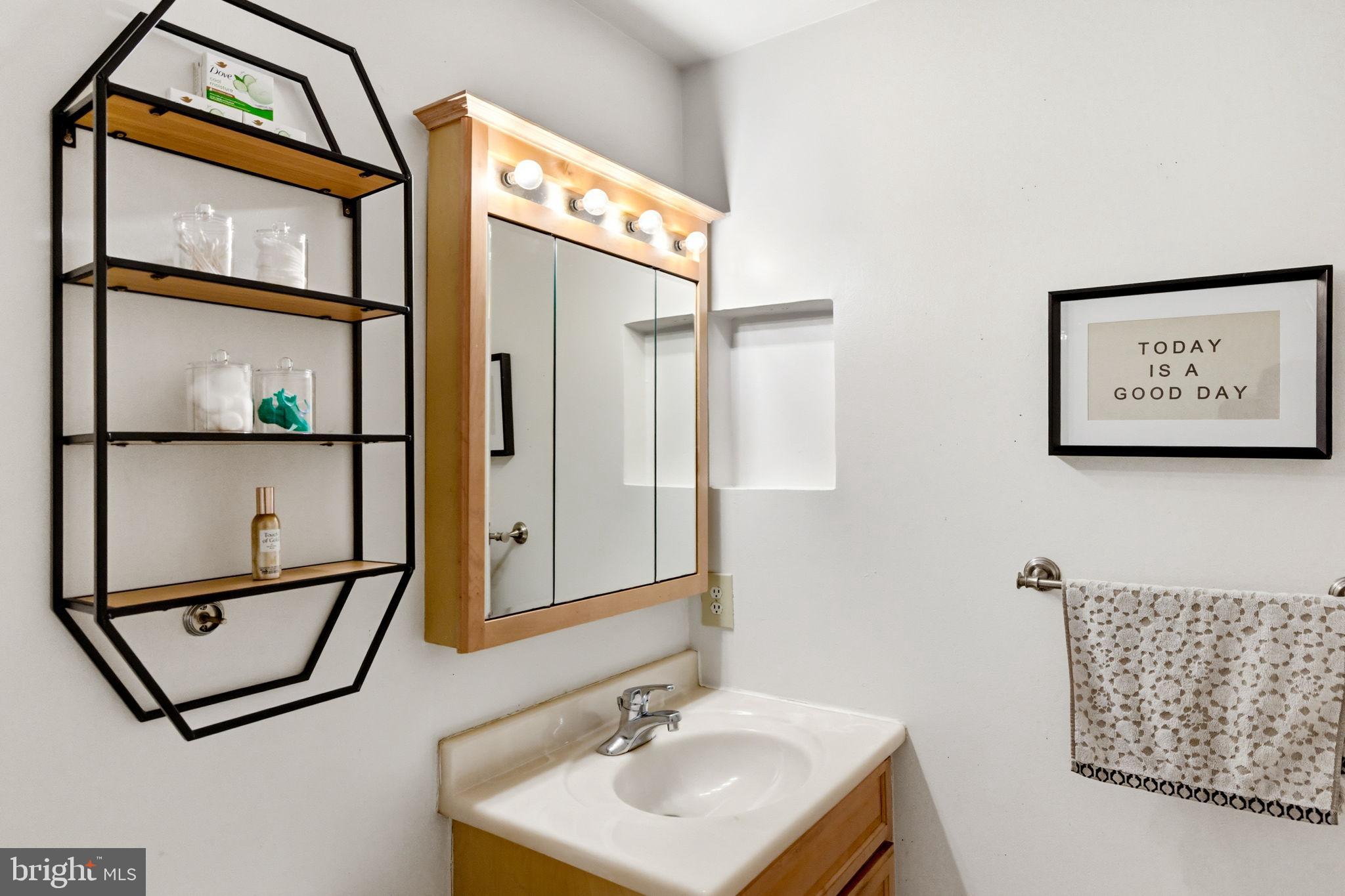 TREVOR HOUSE - Residential