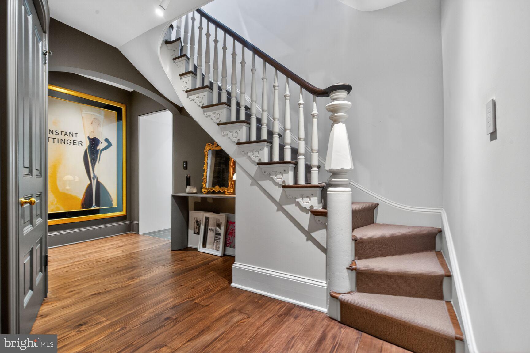 GEORGETOWN - Residential