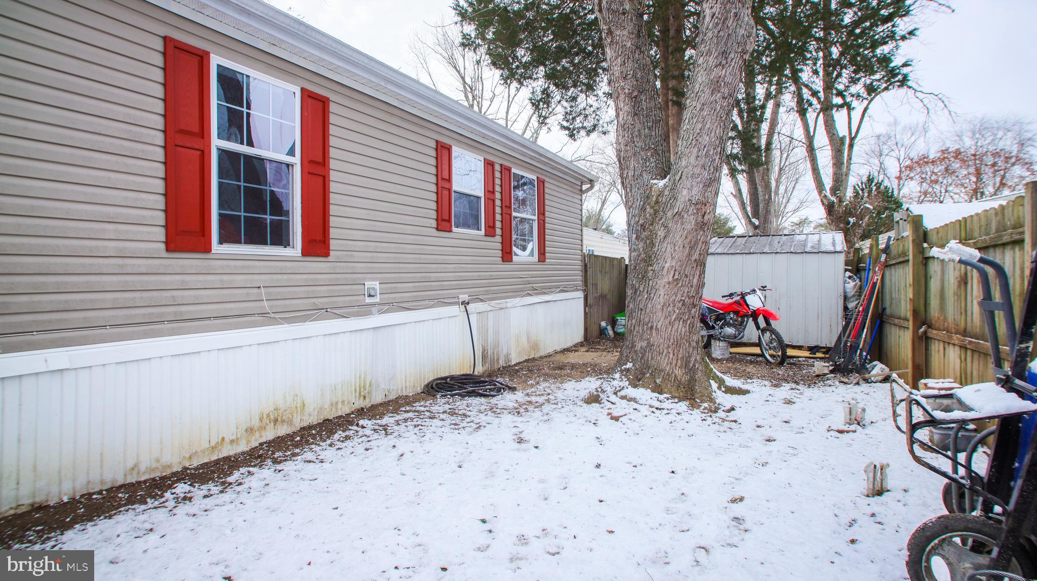 MARYLAND MANOR - Residential