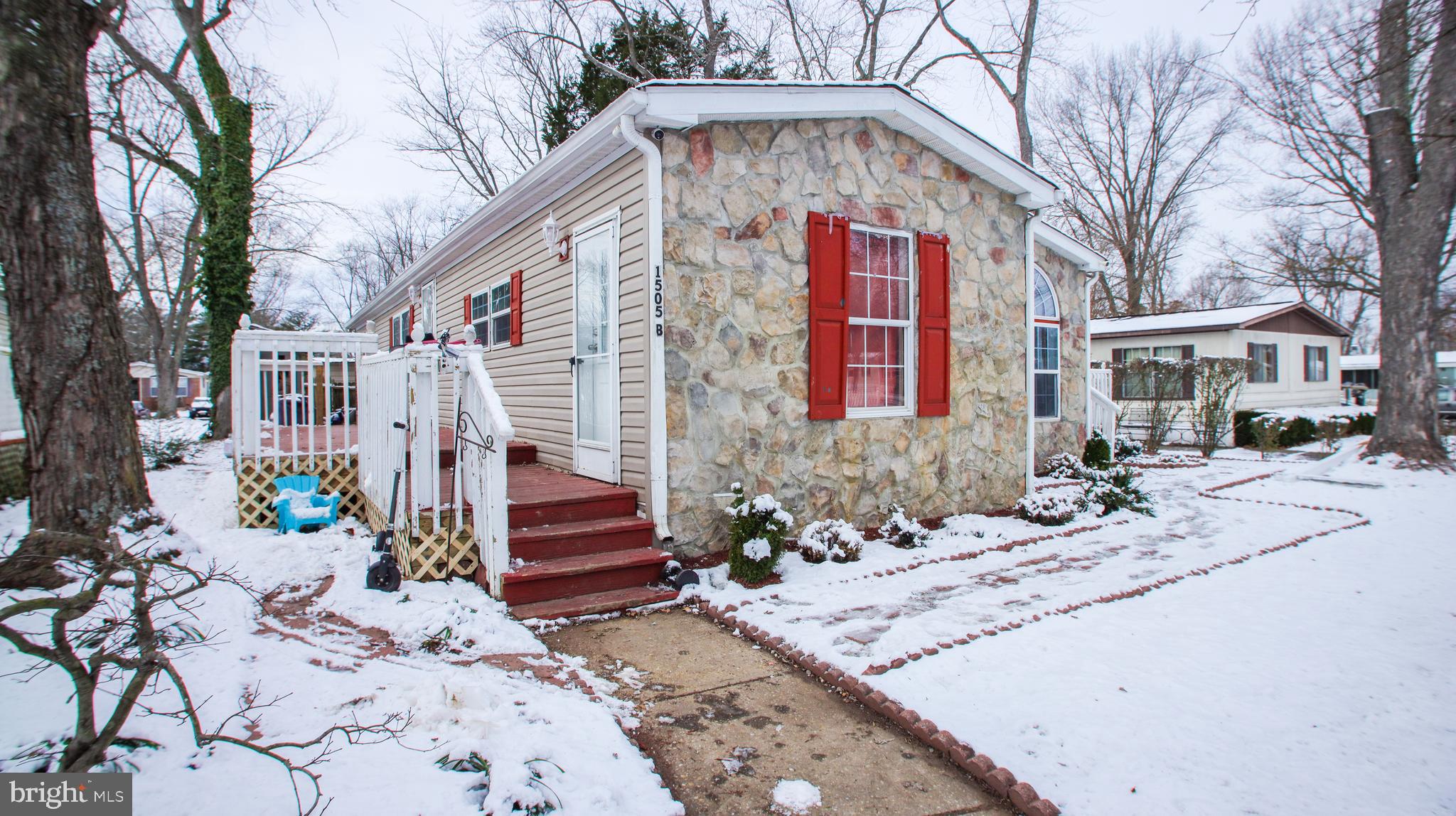 MARYLAND MANOR - Residential