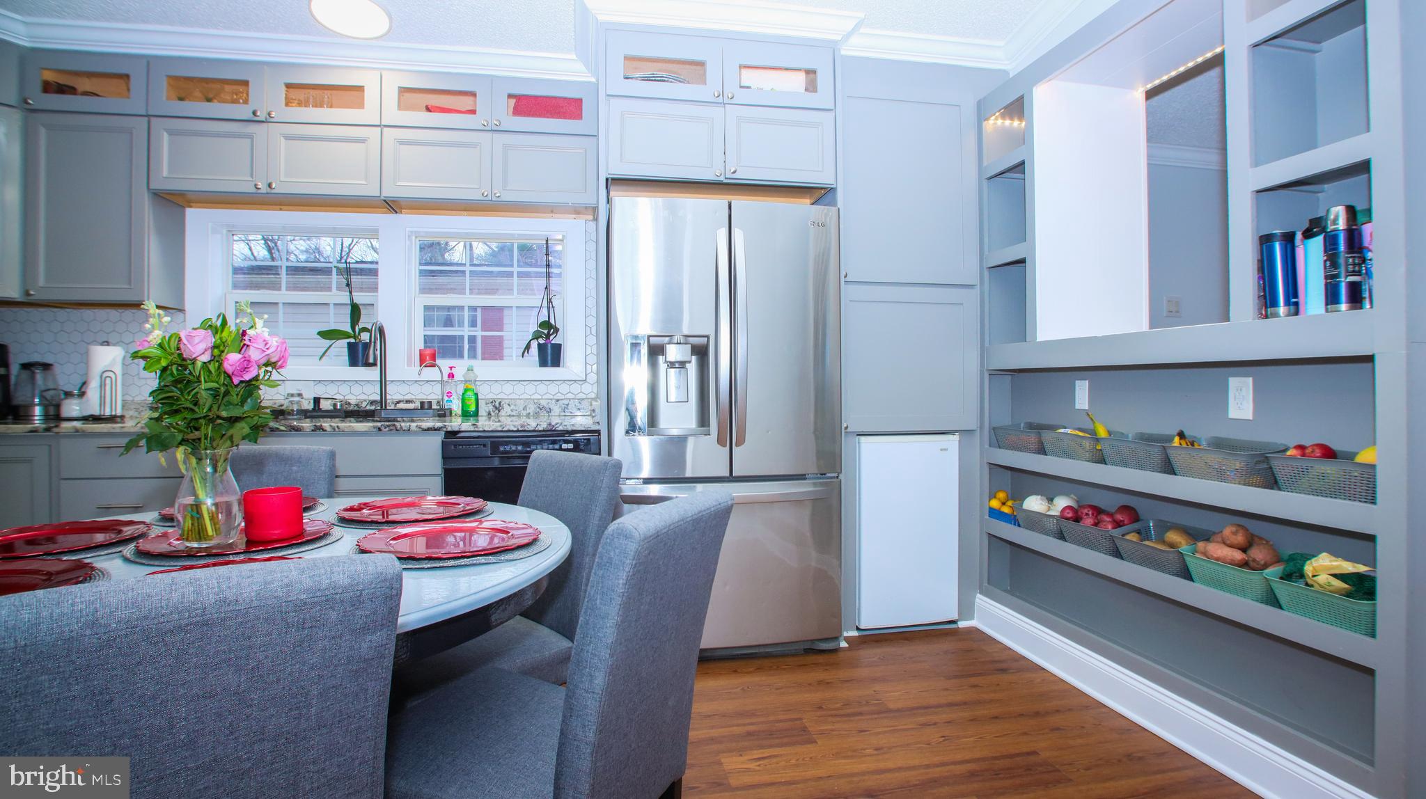 MARYLAND MANOR - Residential