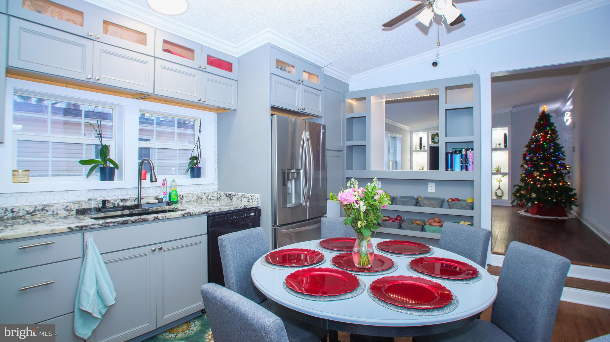 MARYLAND MANOR - Residential