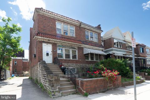 Townhouse For Sale - 7335 N 18th Street<br/> PHILADELPHIA, PA 19126