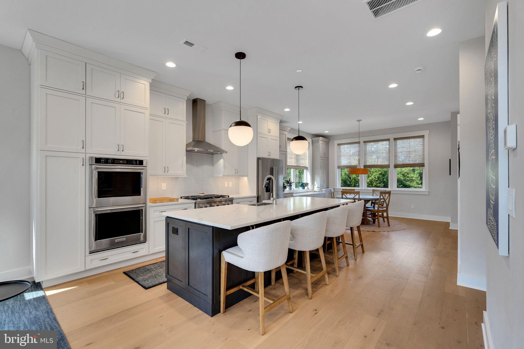367 W HORSESHOE TRAIL