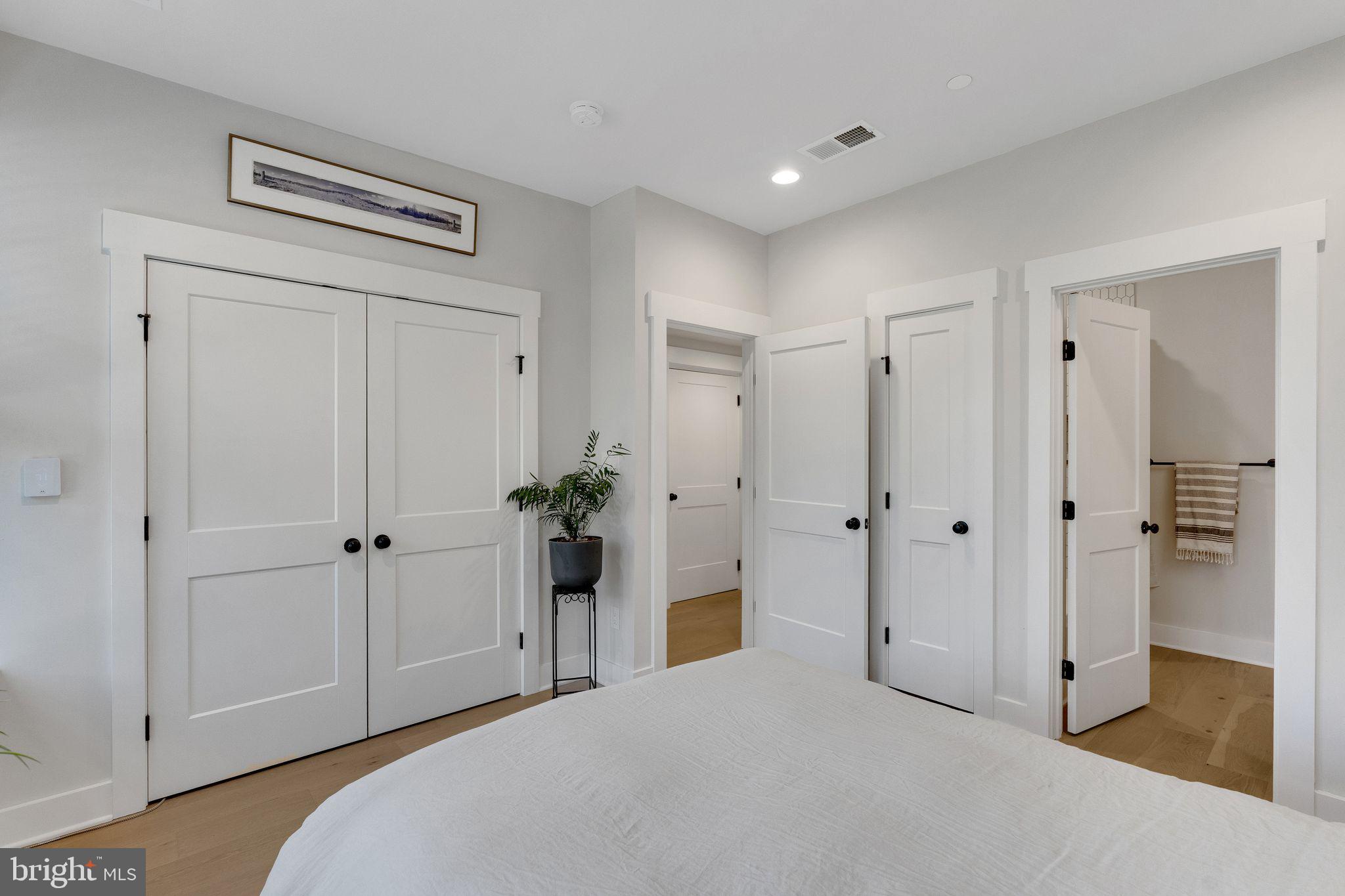 NEWTOWN WALK AT ELLIS PRESERVE - Residential